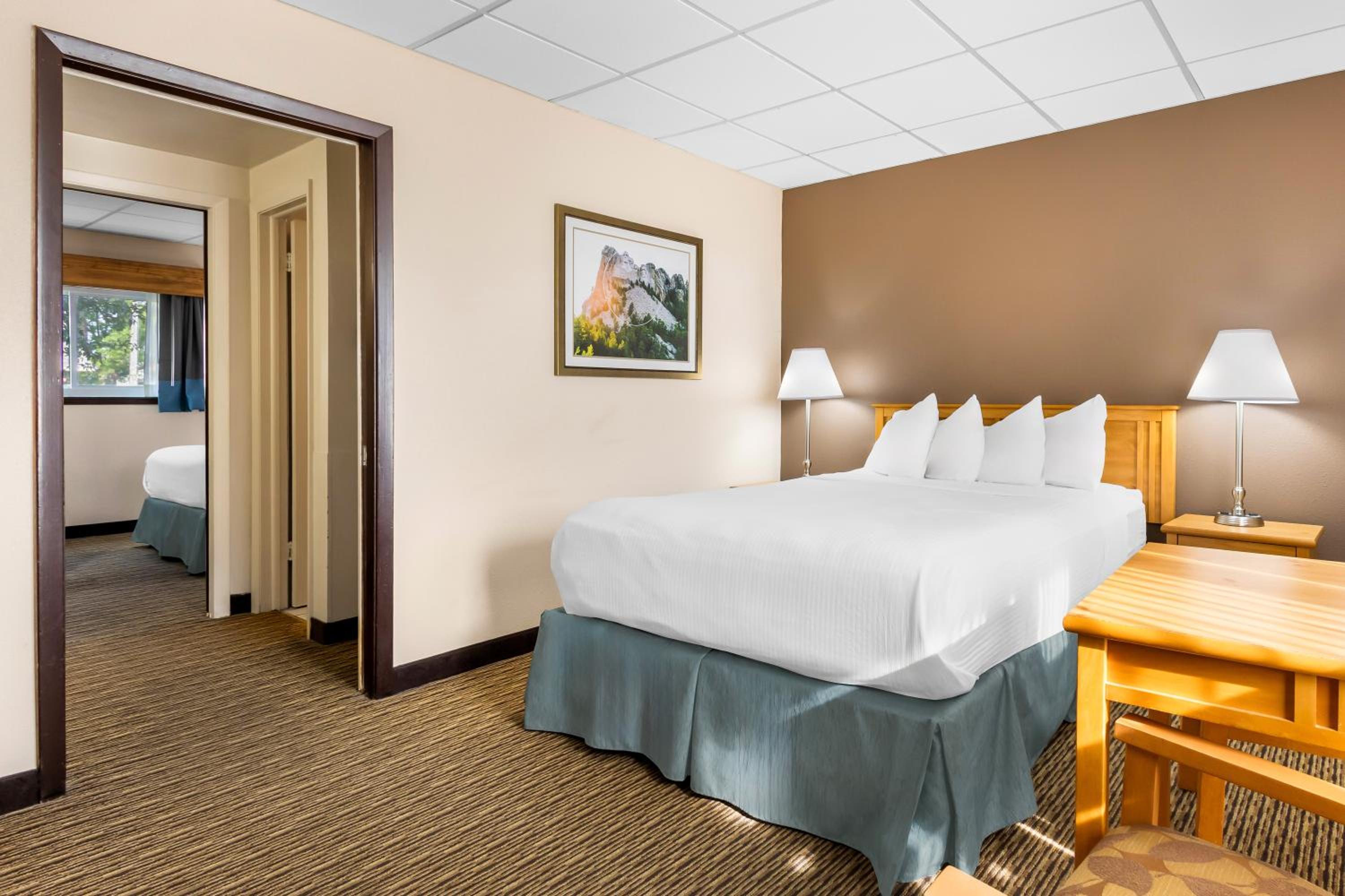 Two-Bedroom Queen Suite - Ground Floor/Non-Smoking