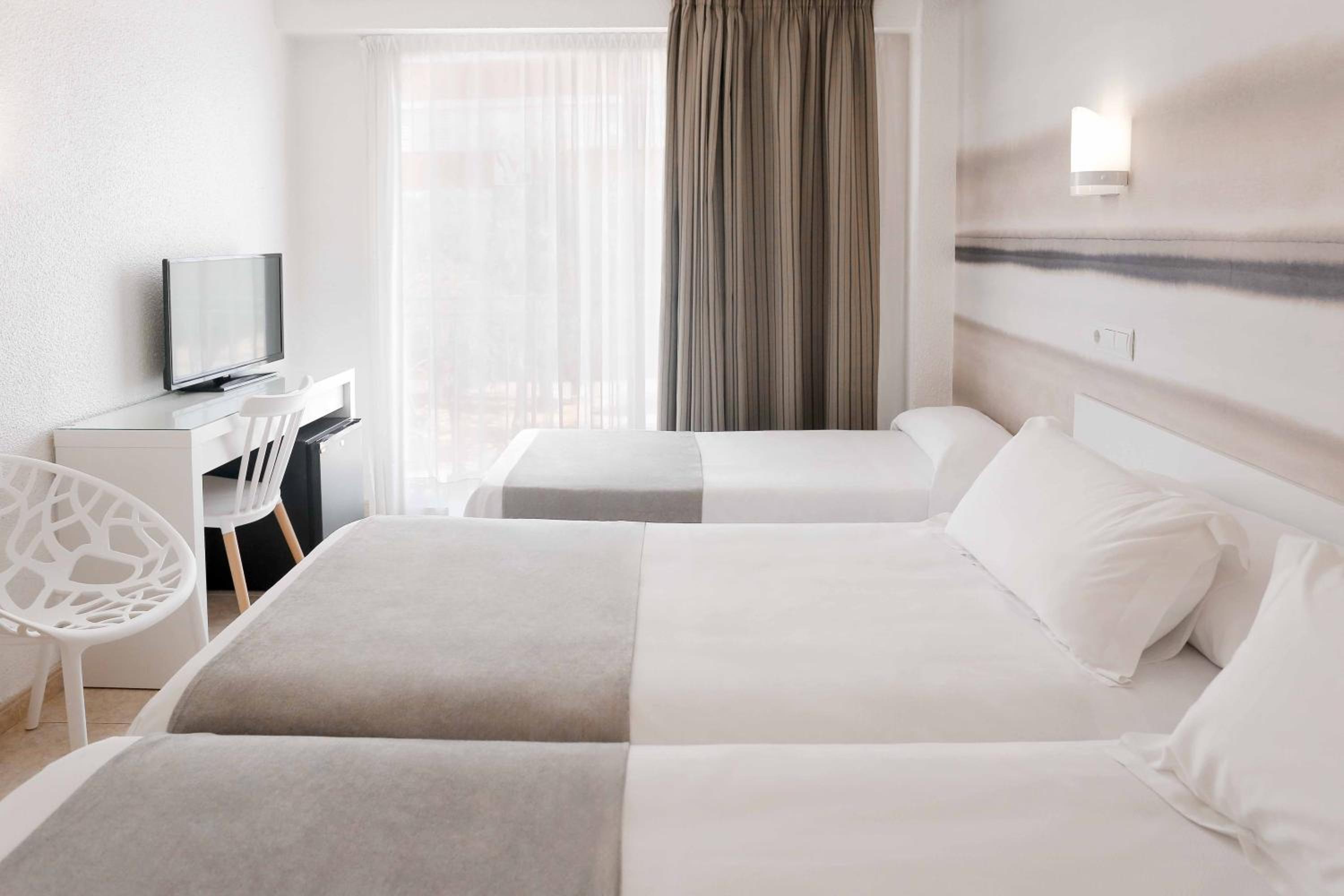 Standard Triple Room (3 Adults)