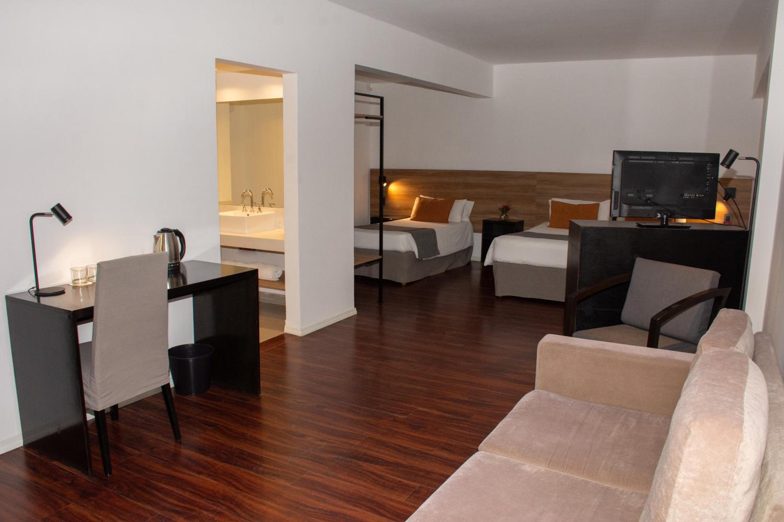 Executive Triple Room