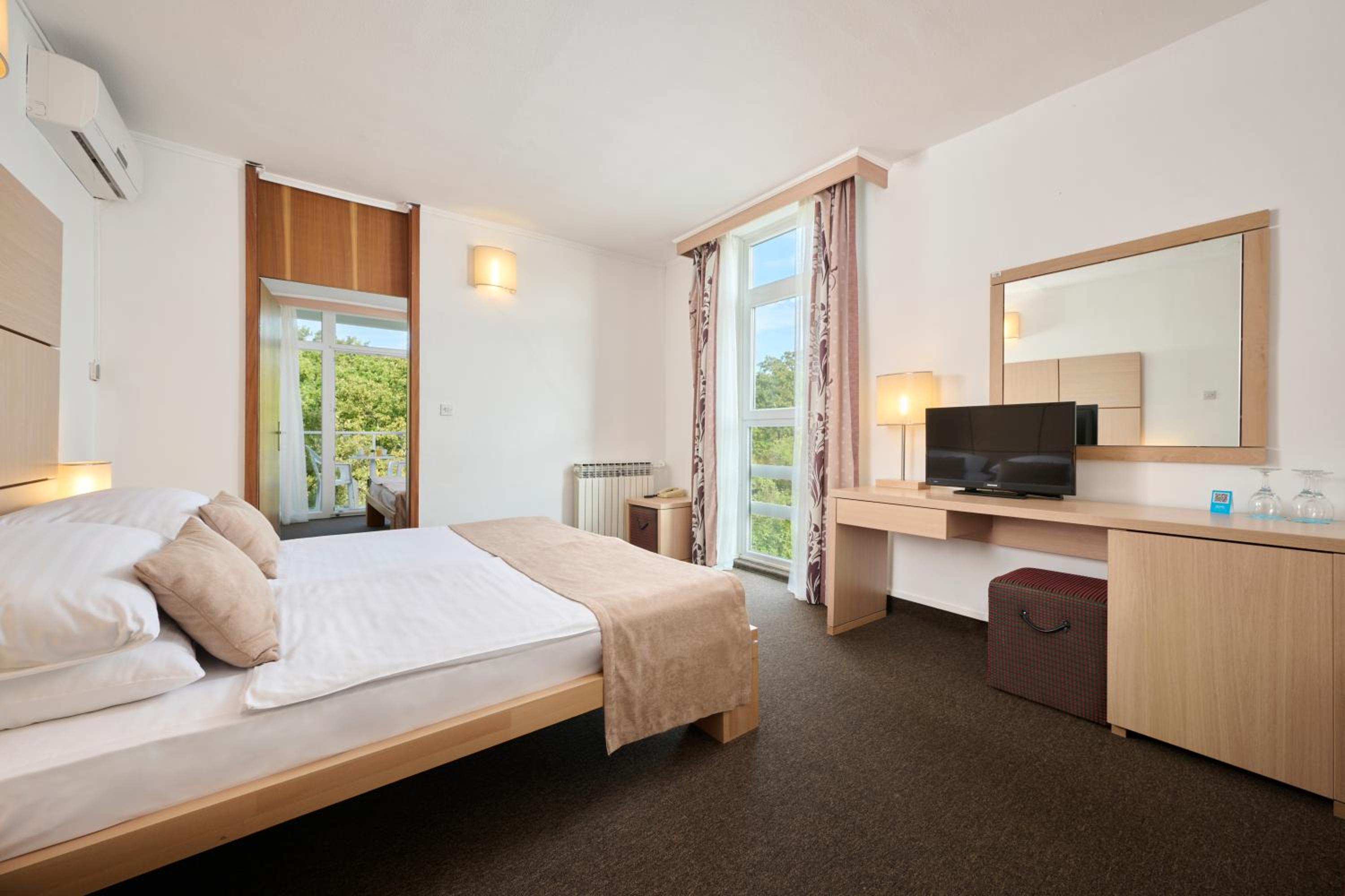 Superior Family Room with Balcony