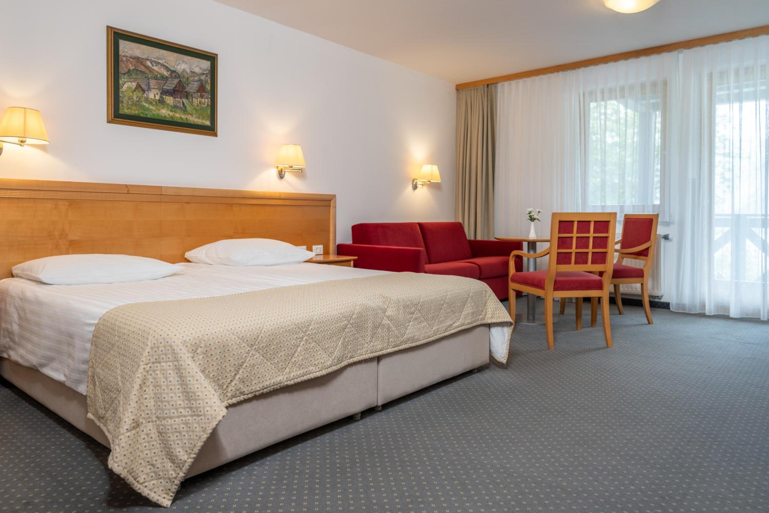 Deluxe Suite with Balcony