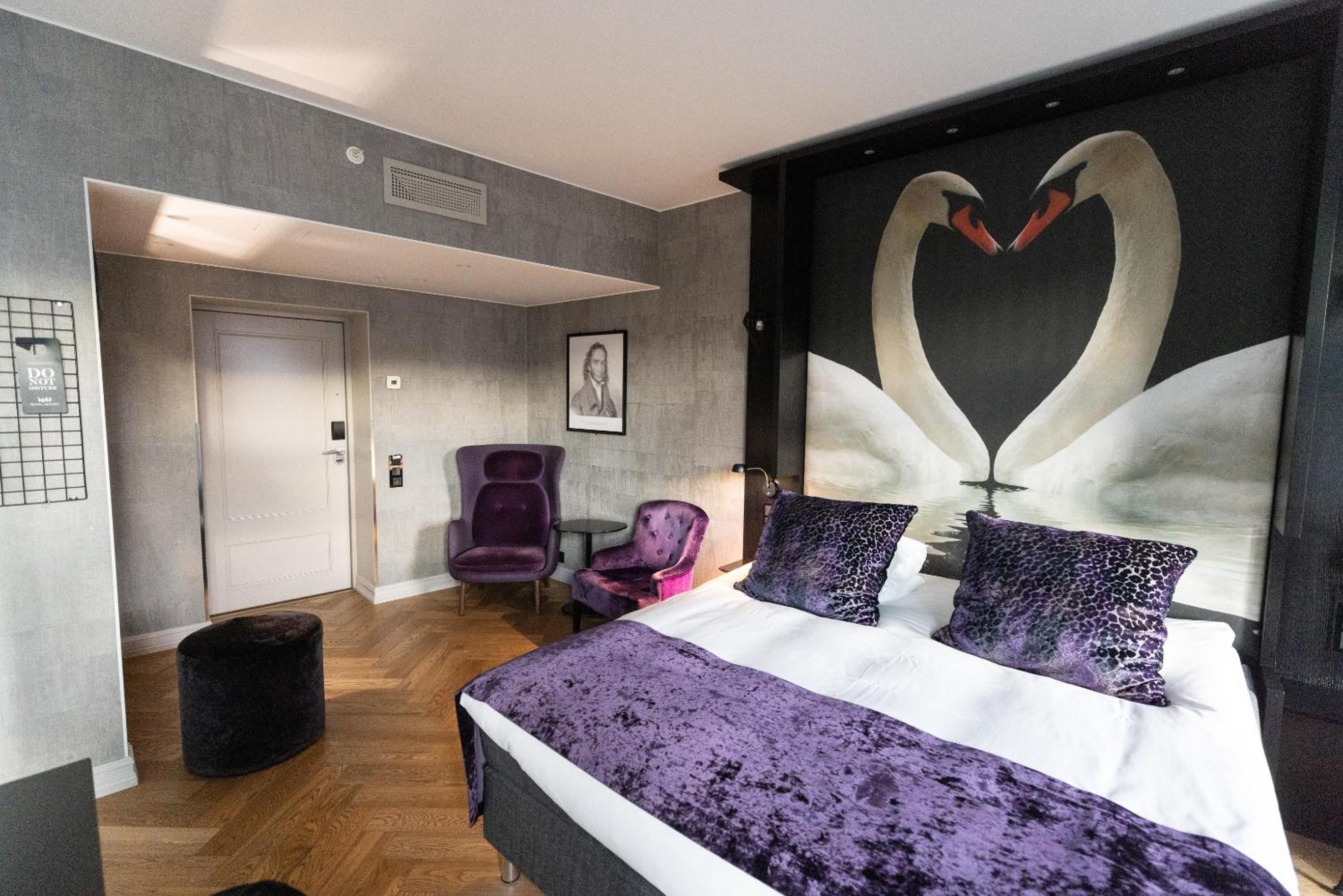 Junior Suite with Balcony