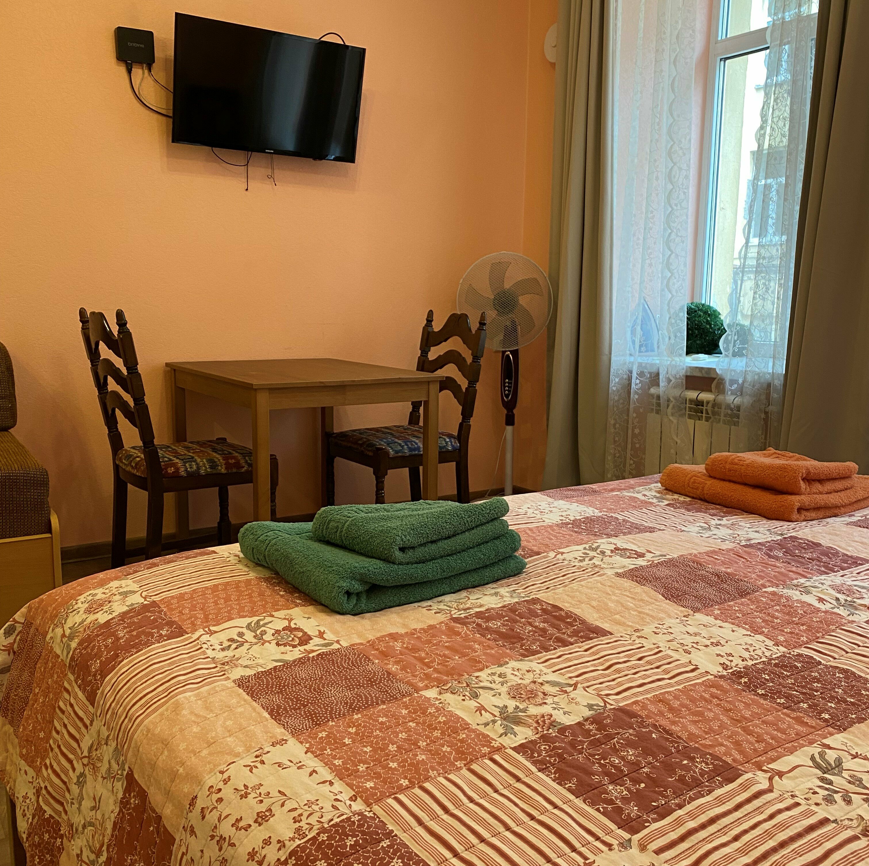 Студия с кроватью размера "king-size"