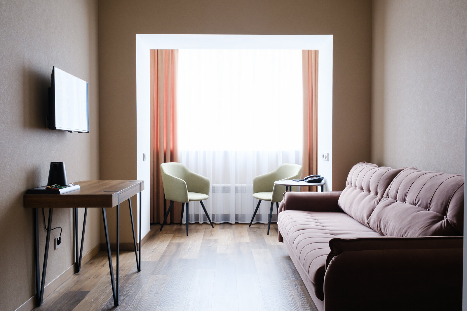 Люкс 2-й этаж (203,202)