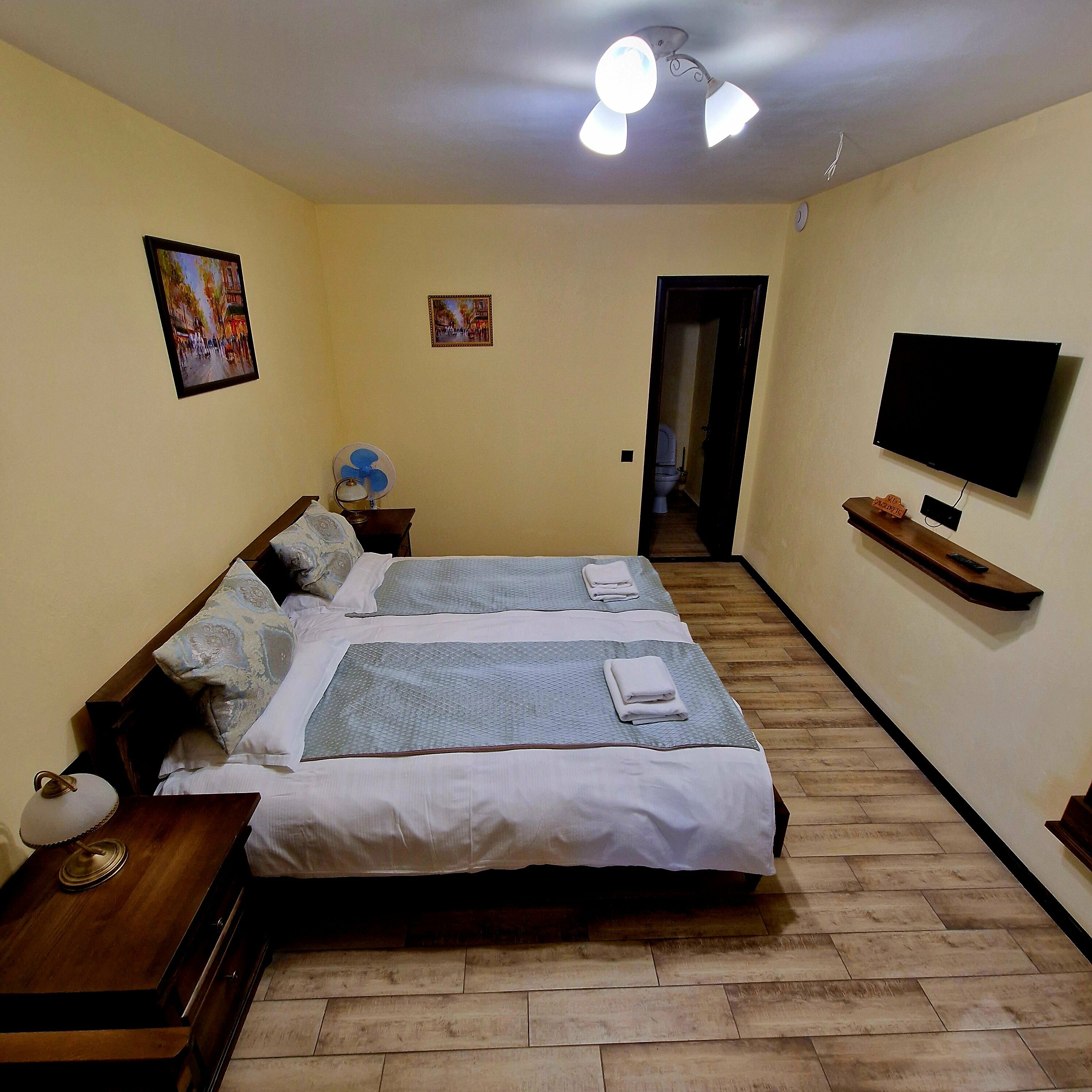 Двухместный номер с 2 отдельными кроватями и балконом