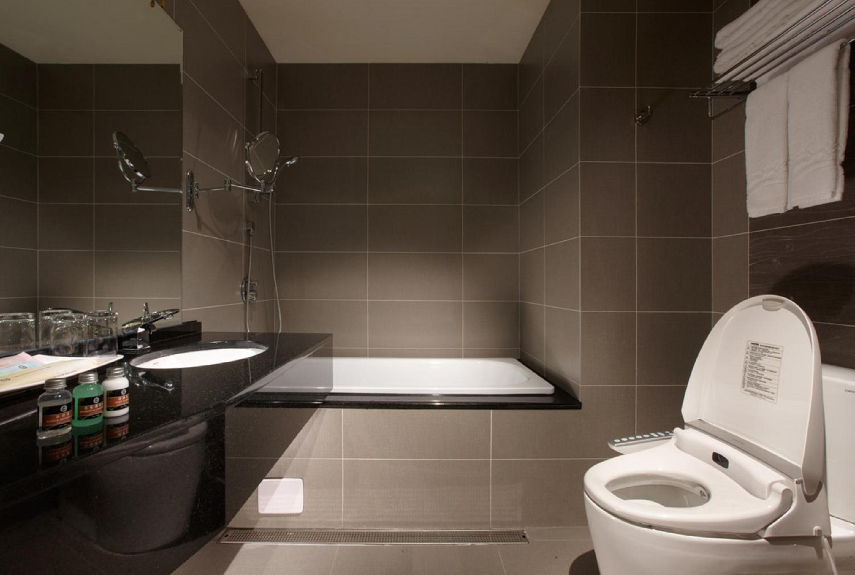 Deluxe Double Room - City View