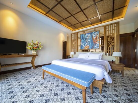 Beach Front 1 Bedroom Pool Villa Suite