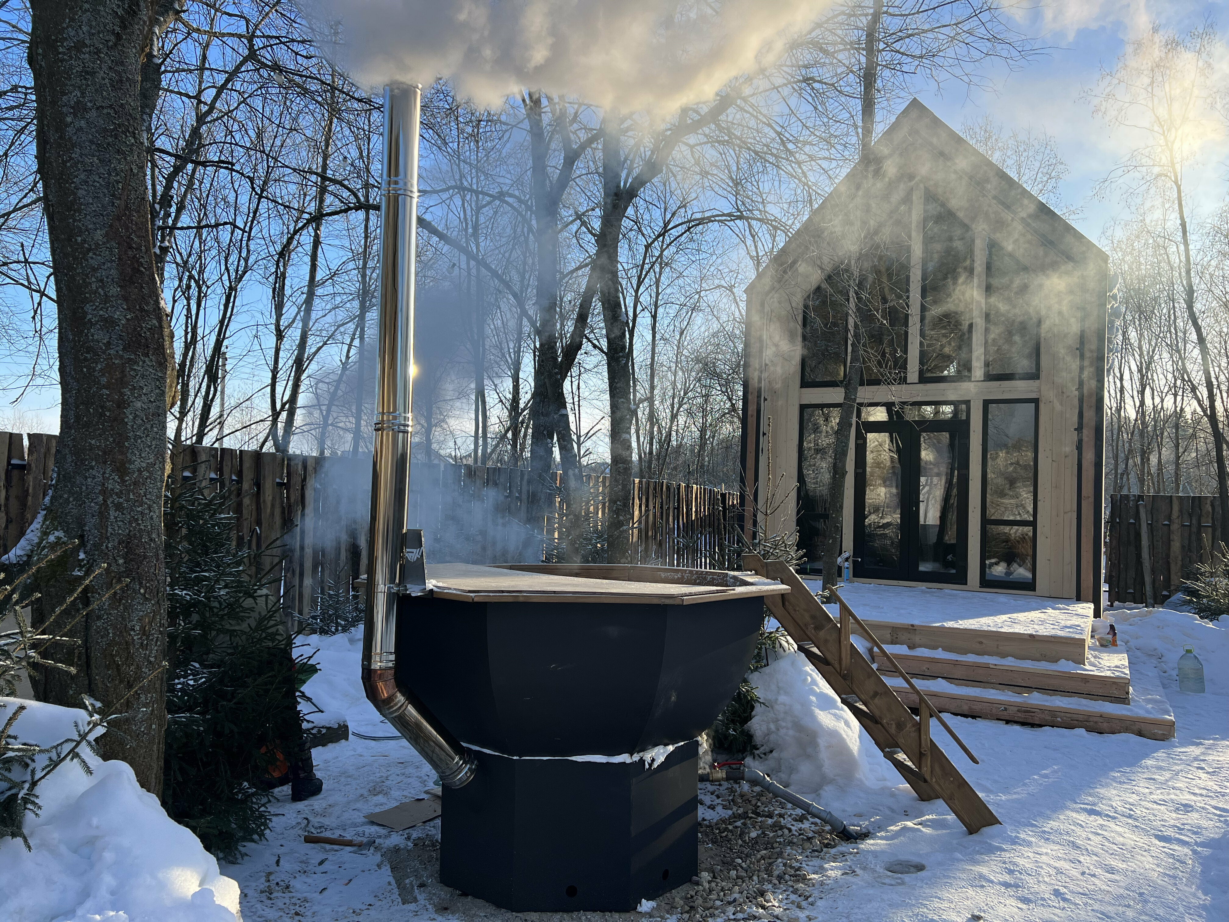 Дом Барн Хаус зелёный 65 м2 с видом на реку