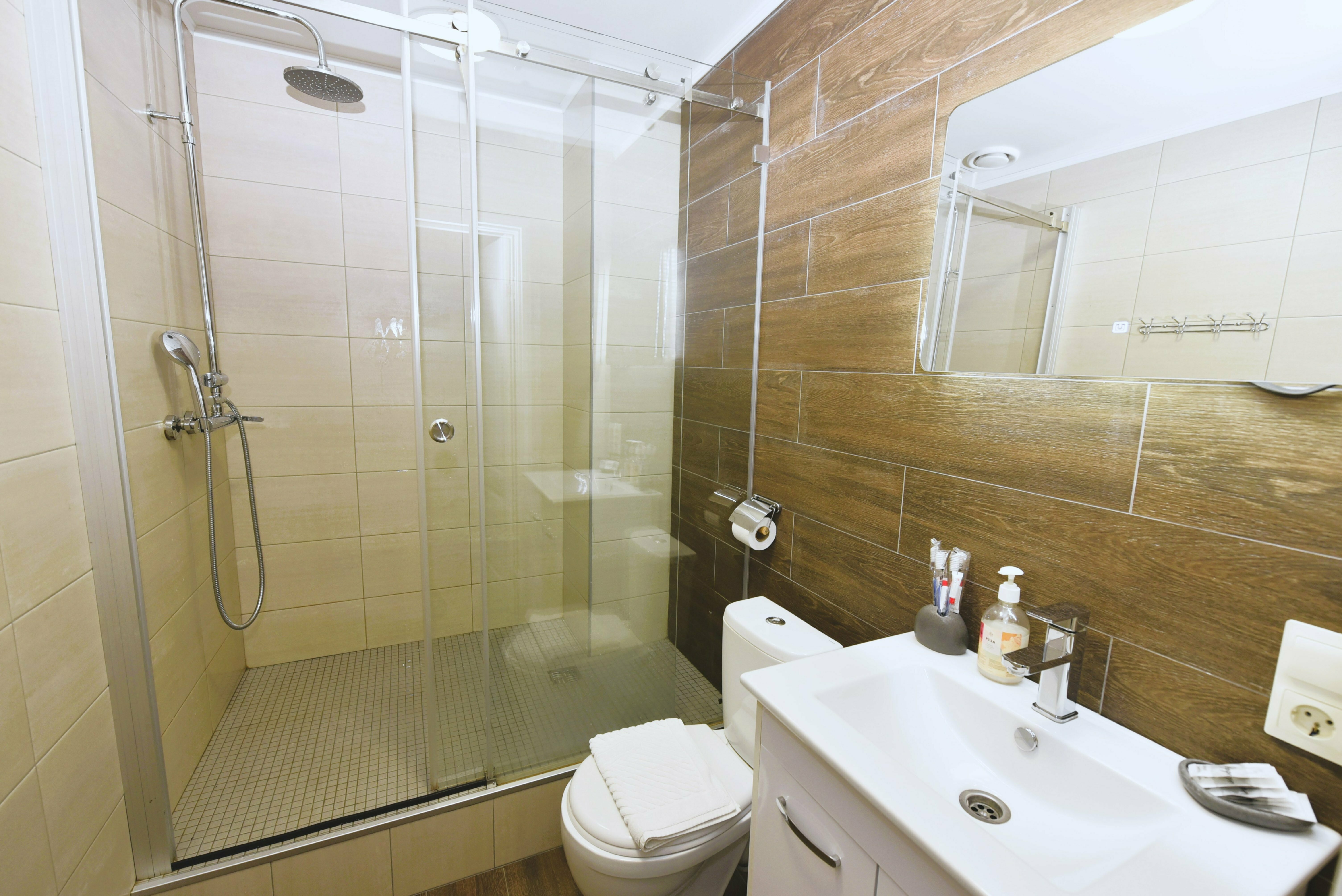 Улучшенный двухместный номер с 2 отдельными кроватями