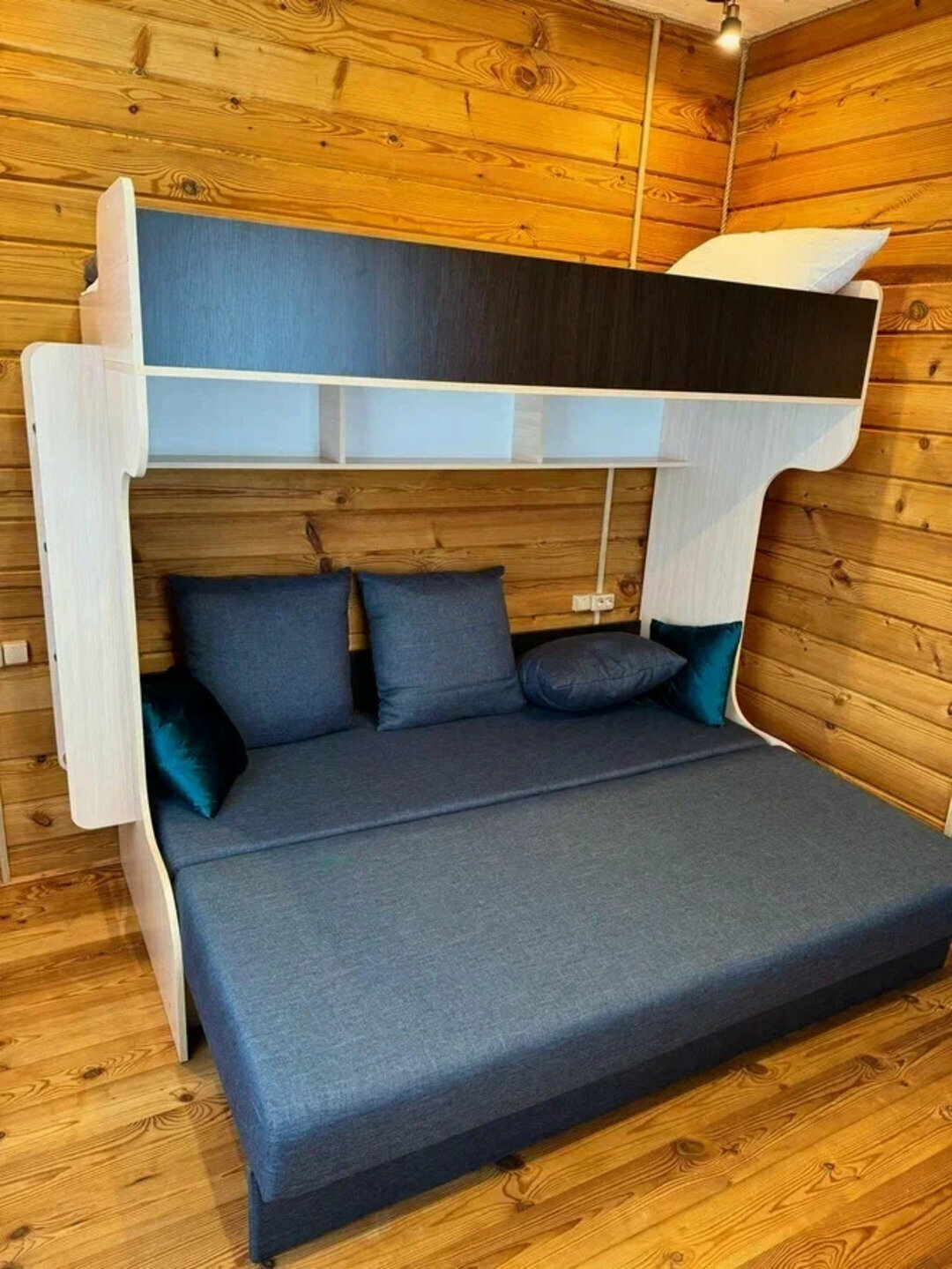 Барнхаус "Хьюз"