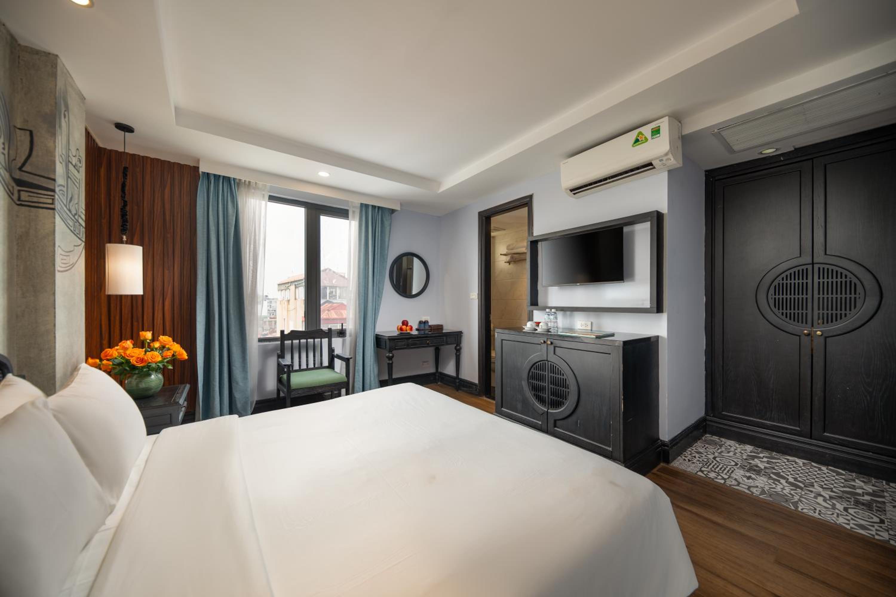 Deluxe Double or Twin Room