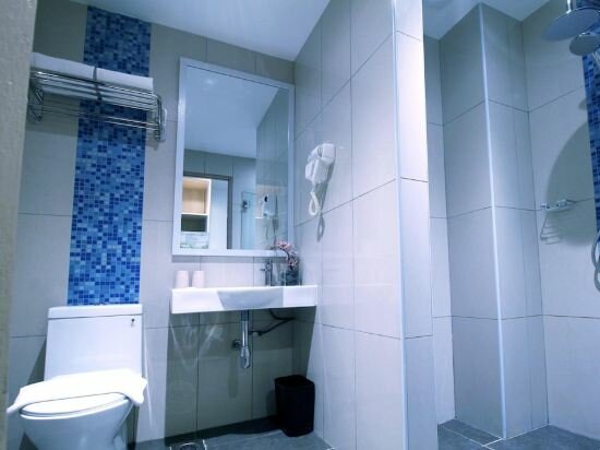 Standard Double Room No Window