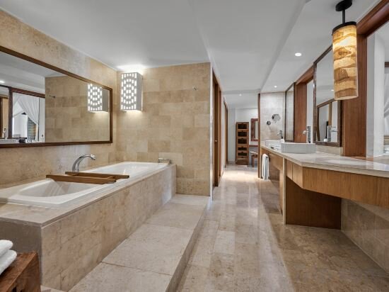 Grand Deluxe Suite