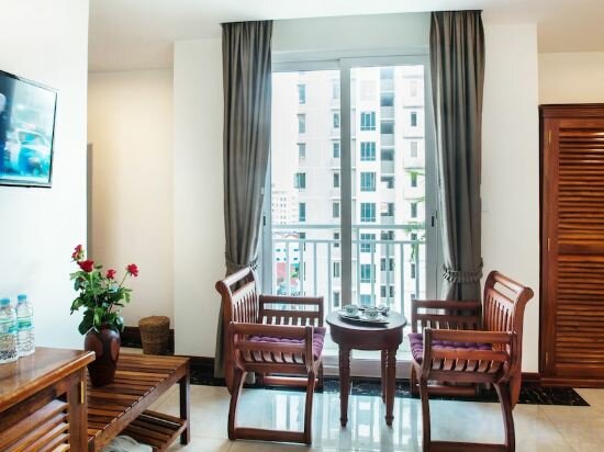 Deluxe Room with City View