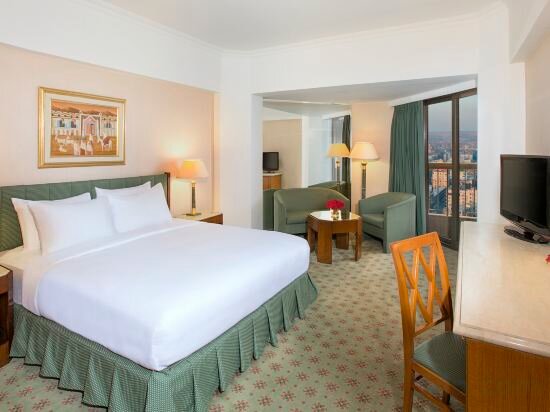 King Guest Room With Nile View