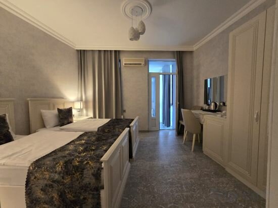 Family Two Room Suite