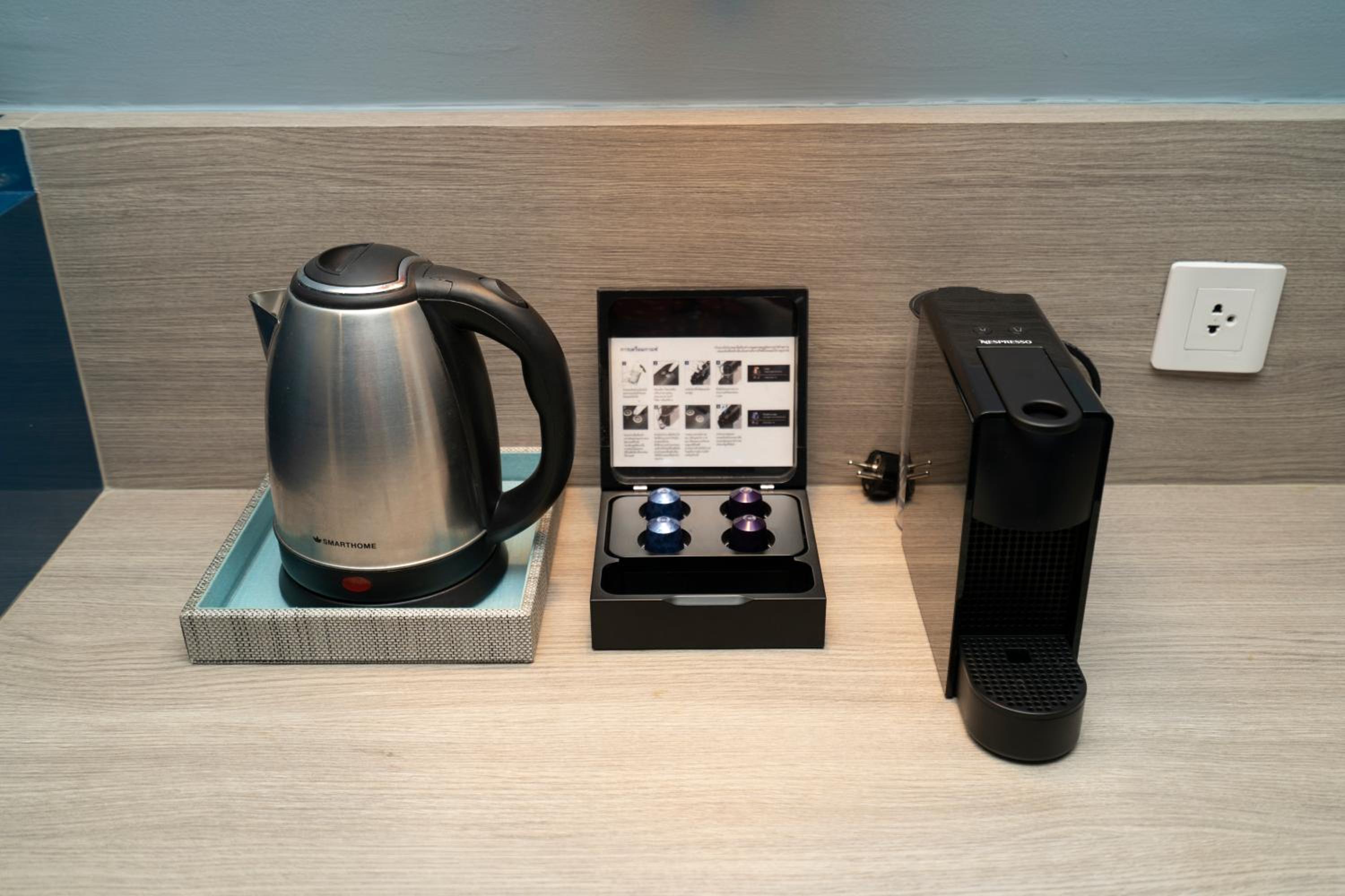 1 King Suite Balcony High Floor