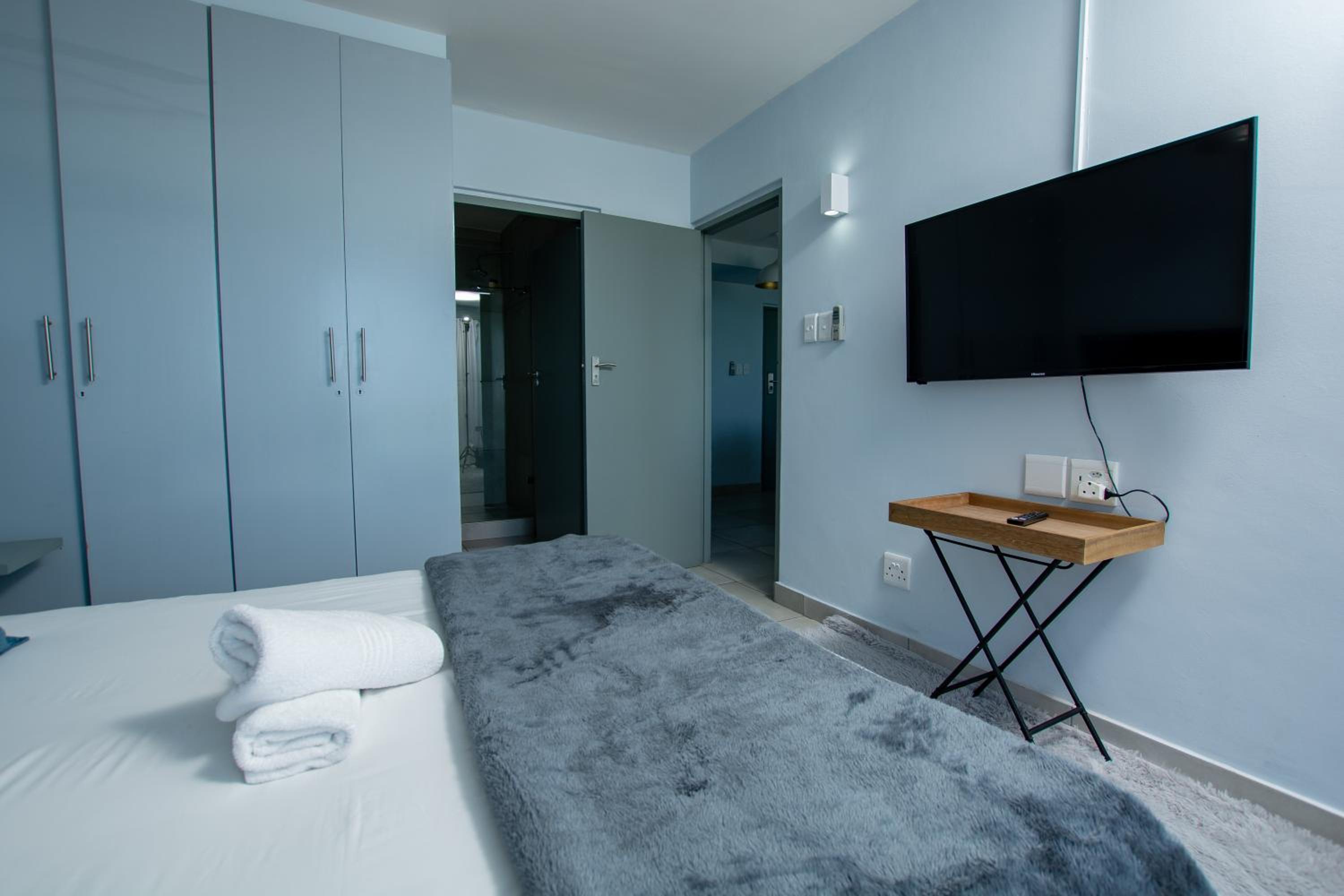 One Bedroom Sea Facing Suite