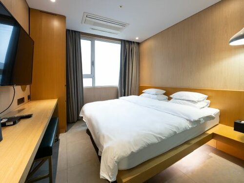 Standard Double Room в Hotel The Designers