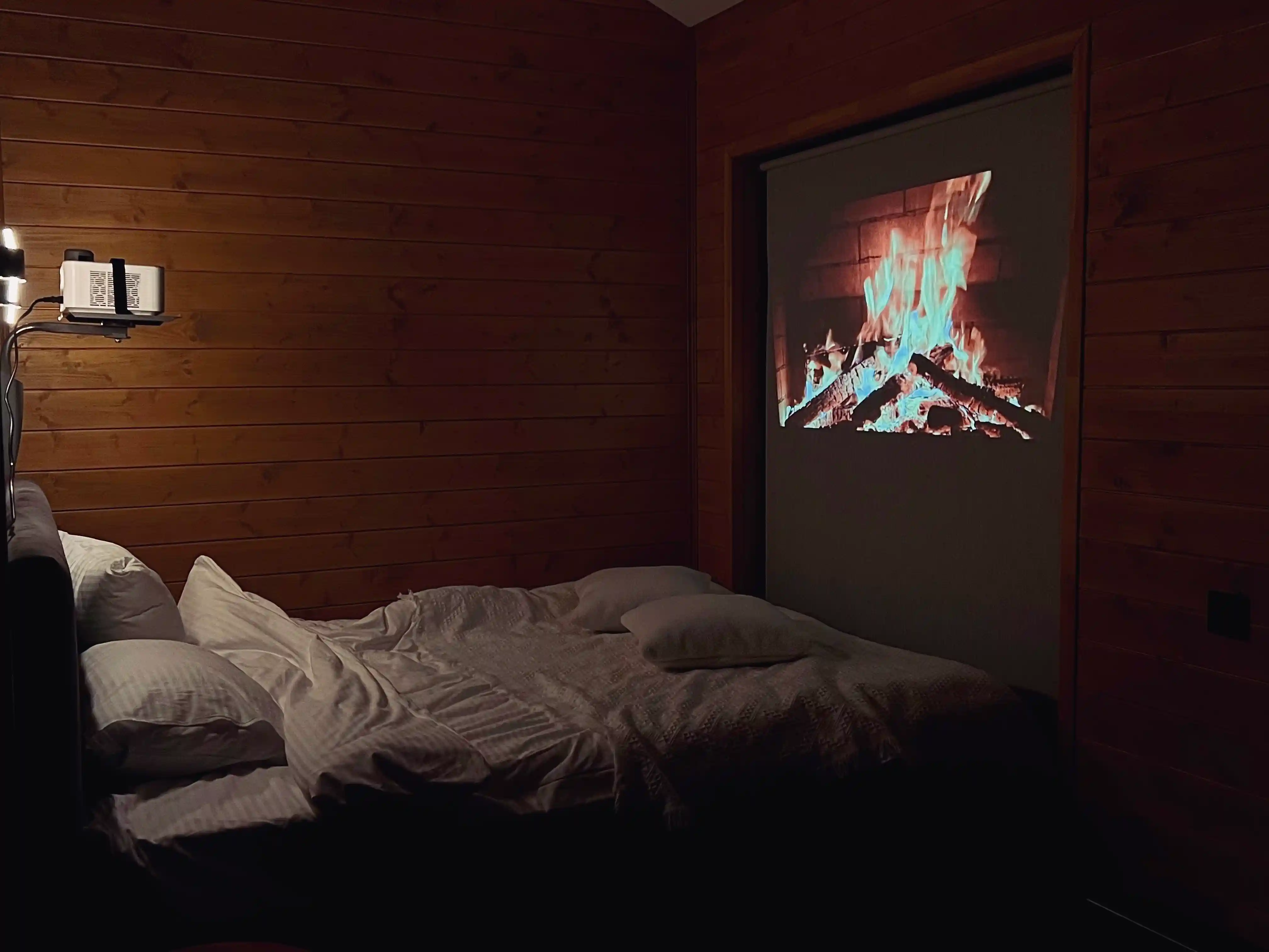 Cinema lodge с горячей купелью