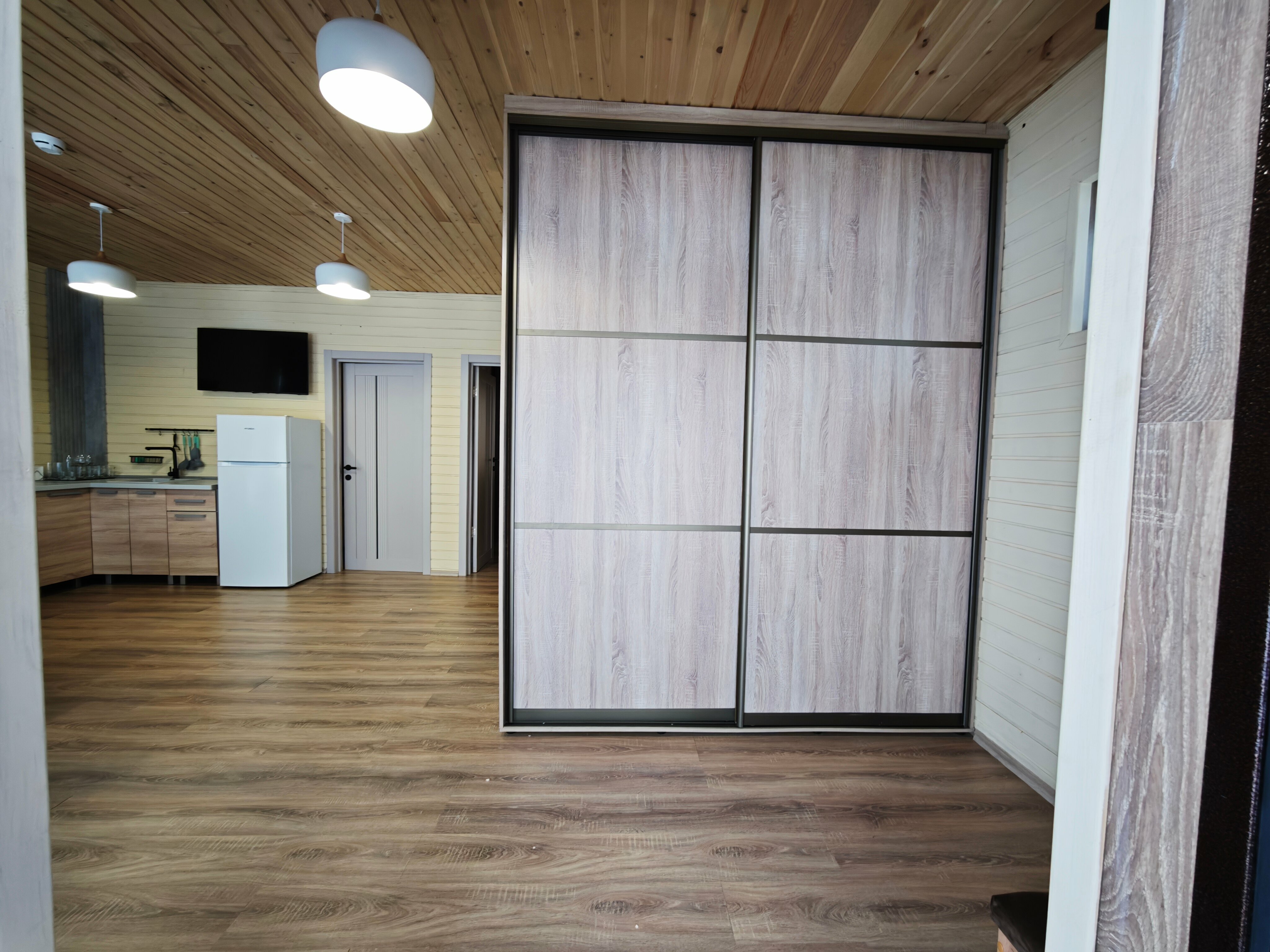 Дом с кухней