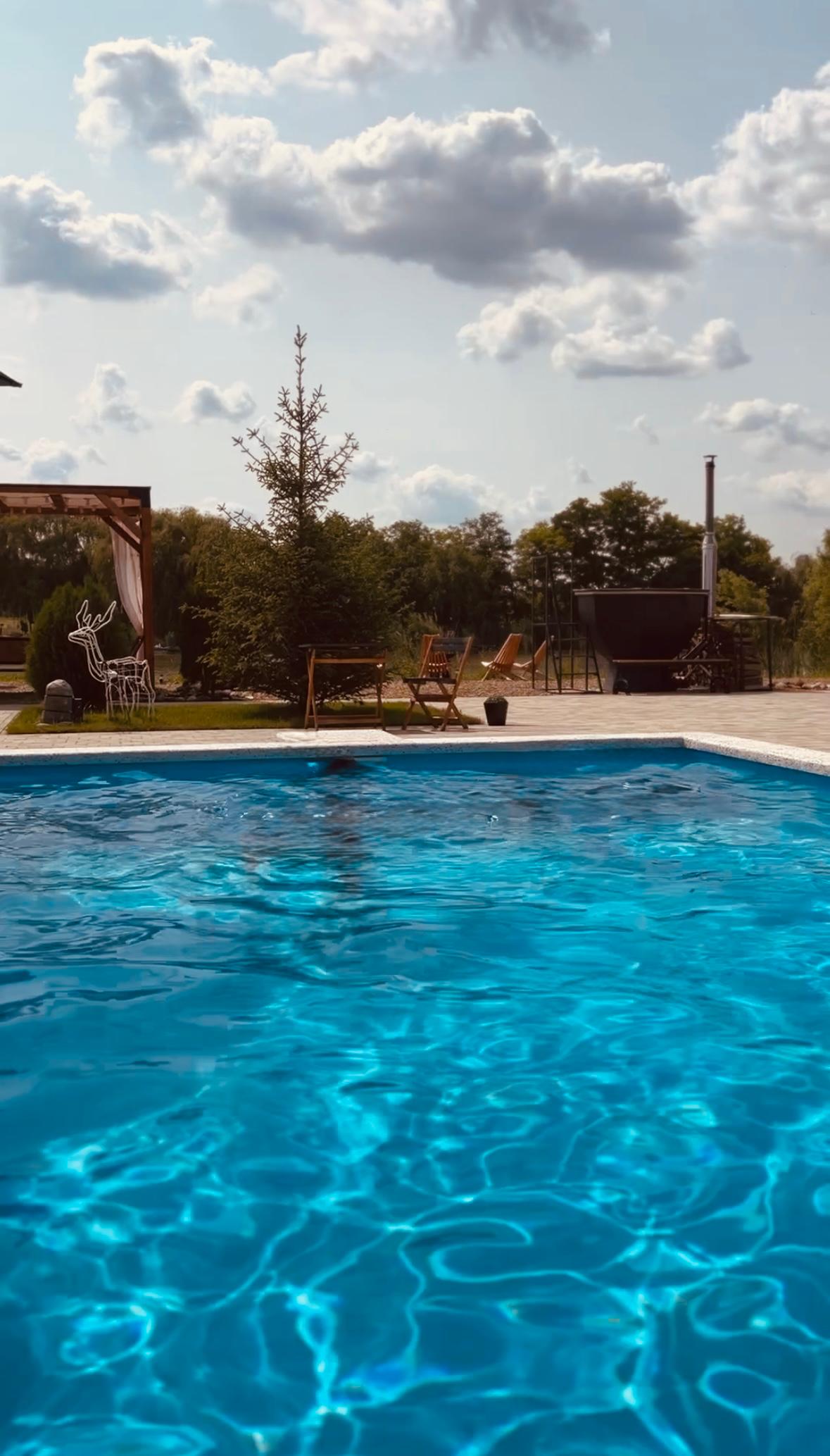 Дом с собственным бассейном