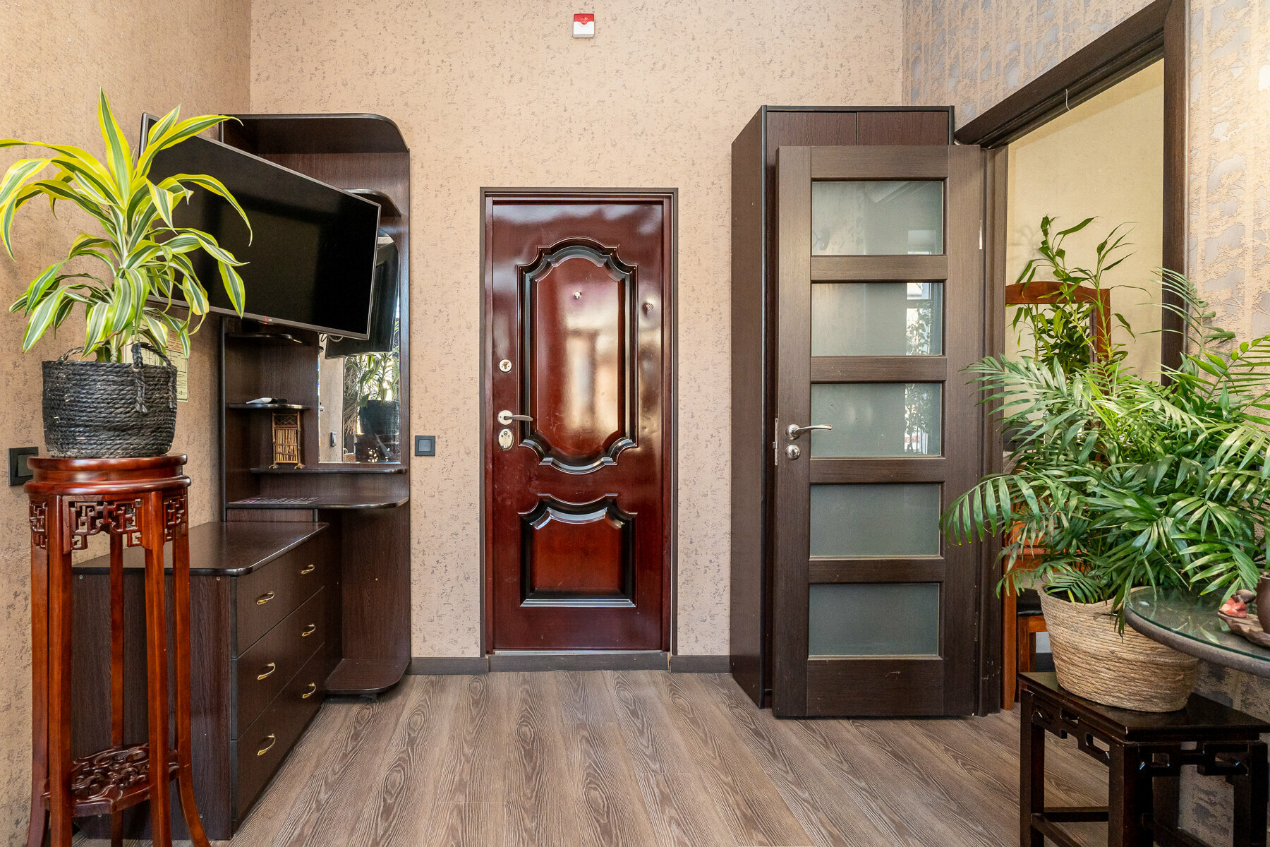 Cемейный номер с собственной ванной комнатой