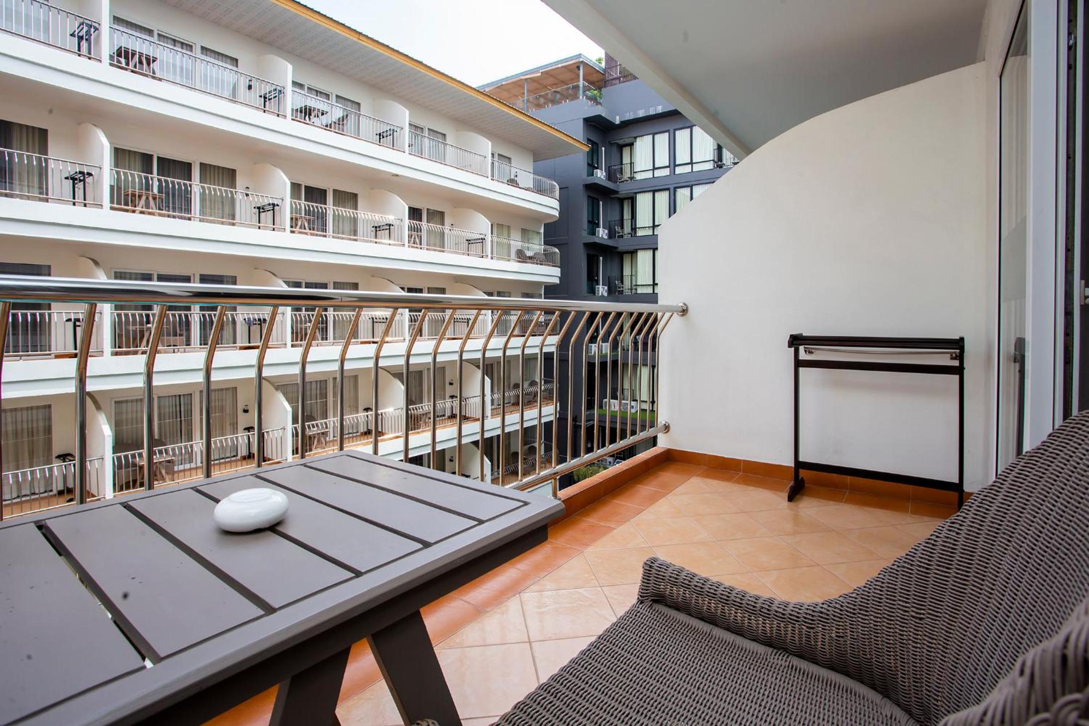 King Room with Pool View