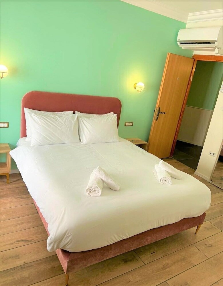 Deluxe Double Room, 1 Queen Bed