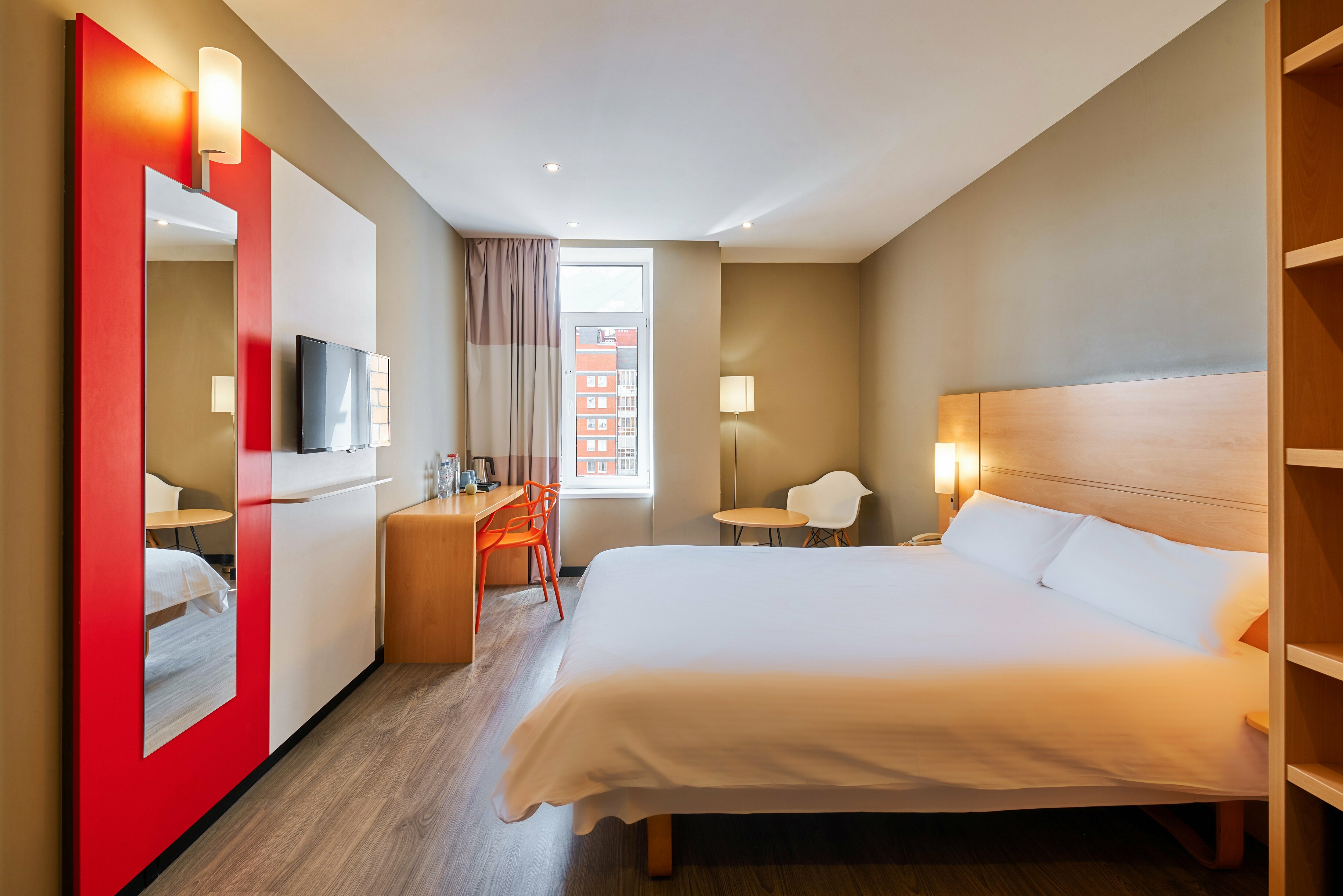 Номер Standard, улучшенный - с двуспальной кроватью