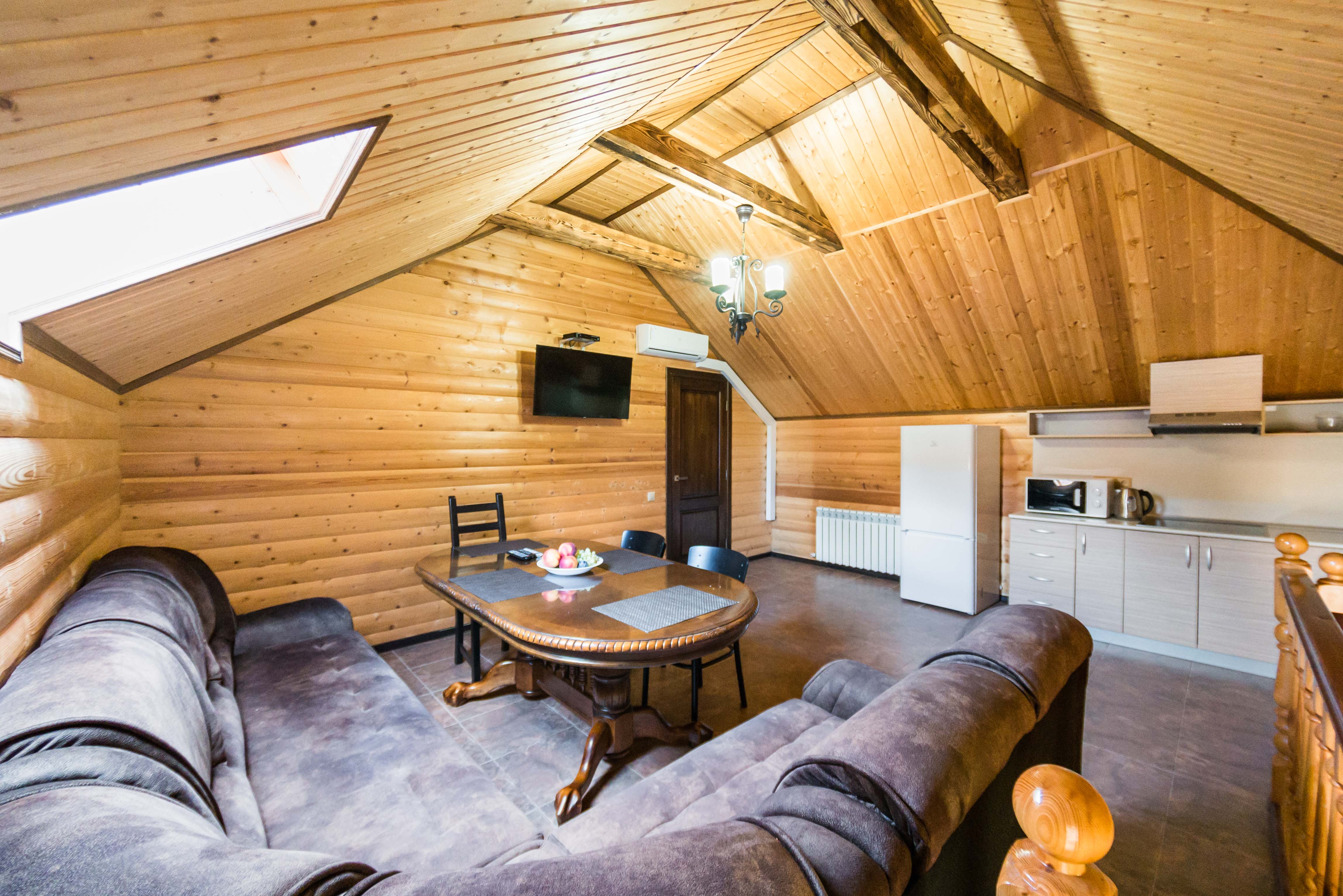 Коттедж с баней