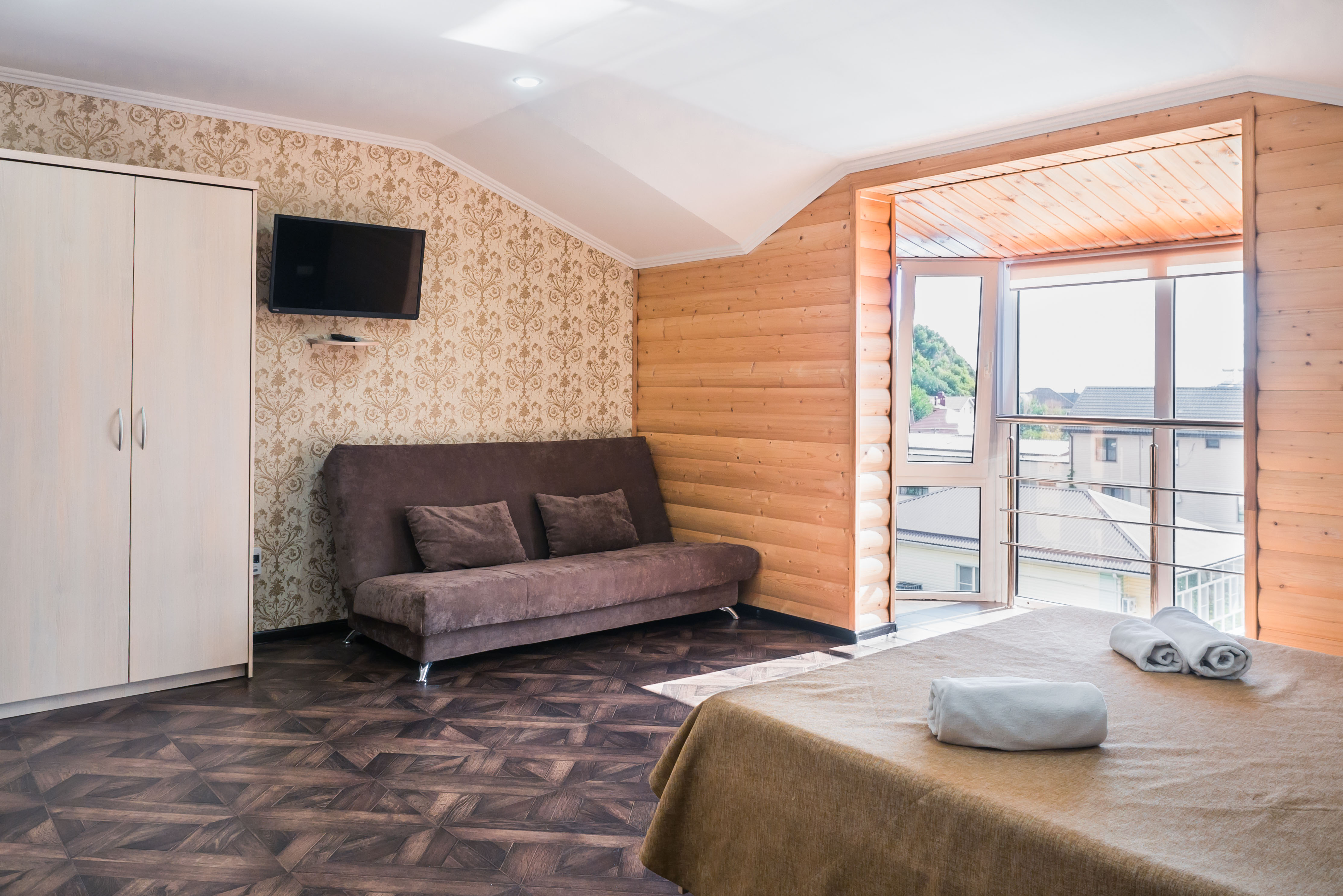 Панорамный 3-местный