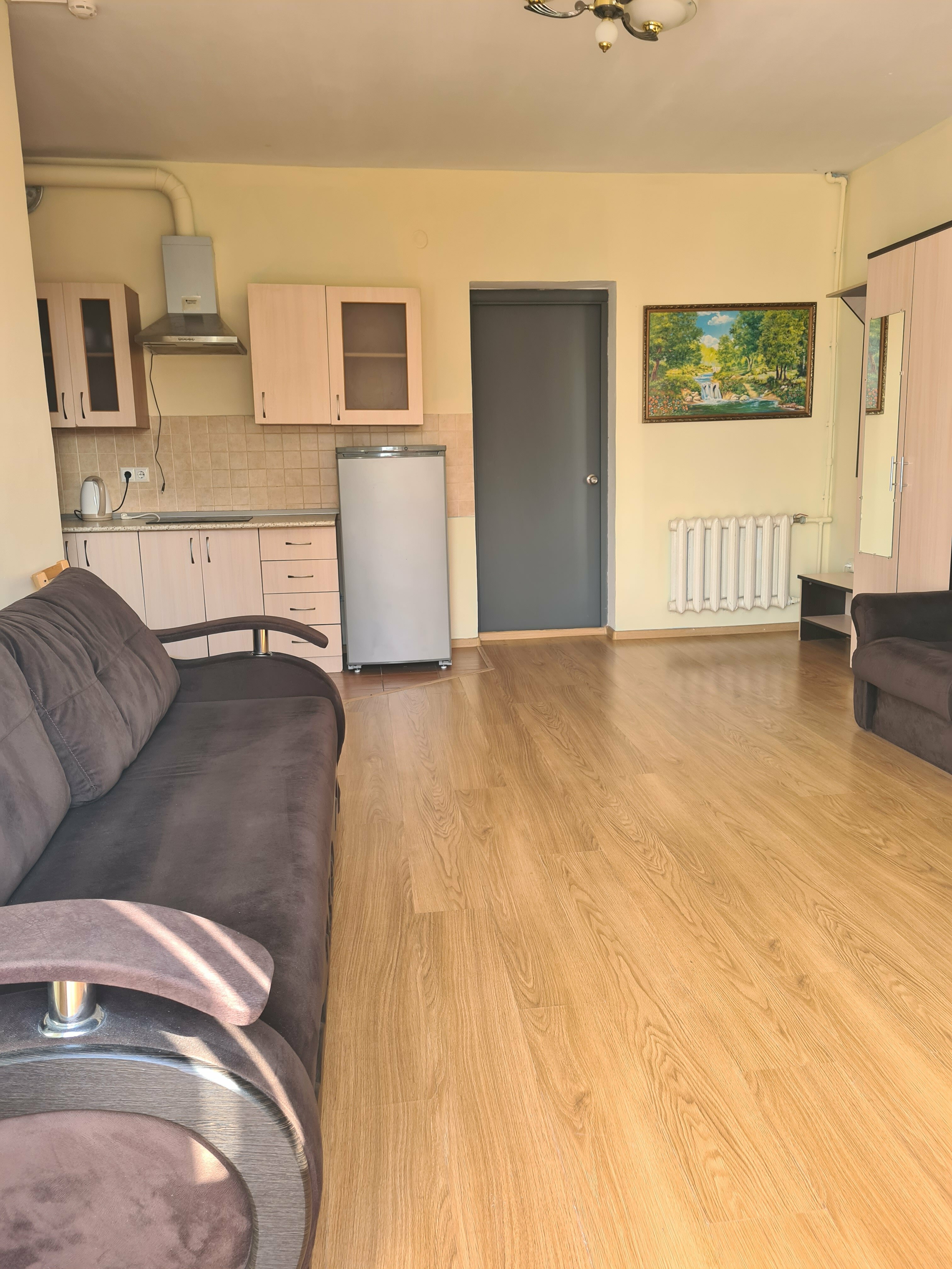 ЛЮКС двухкомнатный, 6-ти местный, с кухней