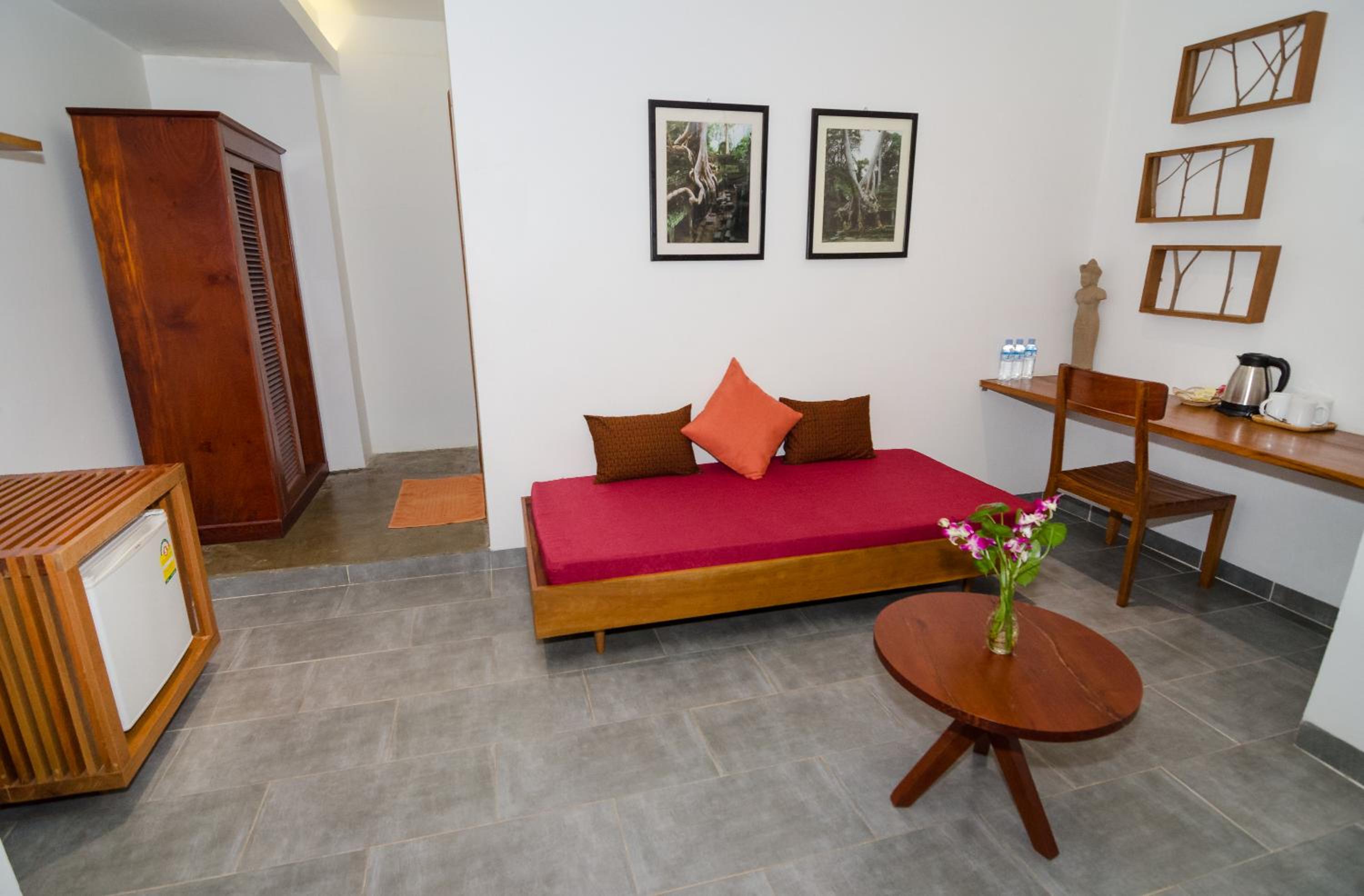 Deluxe Family Room