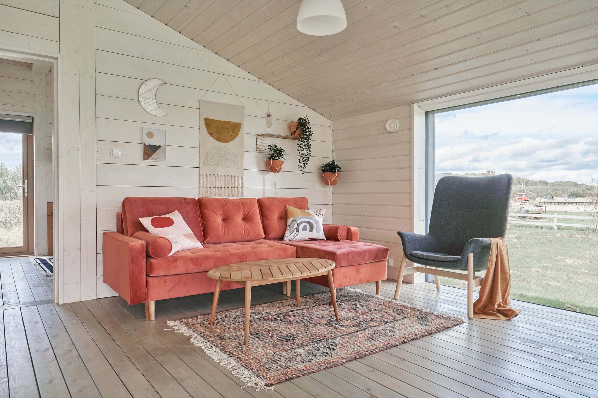 Коттедж с видом на лес