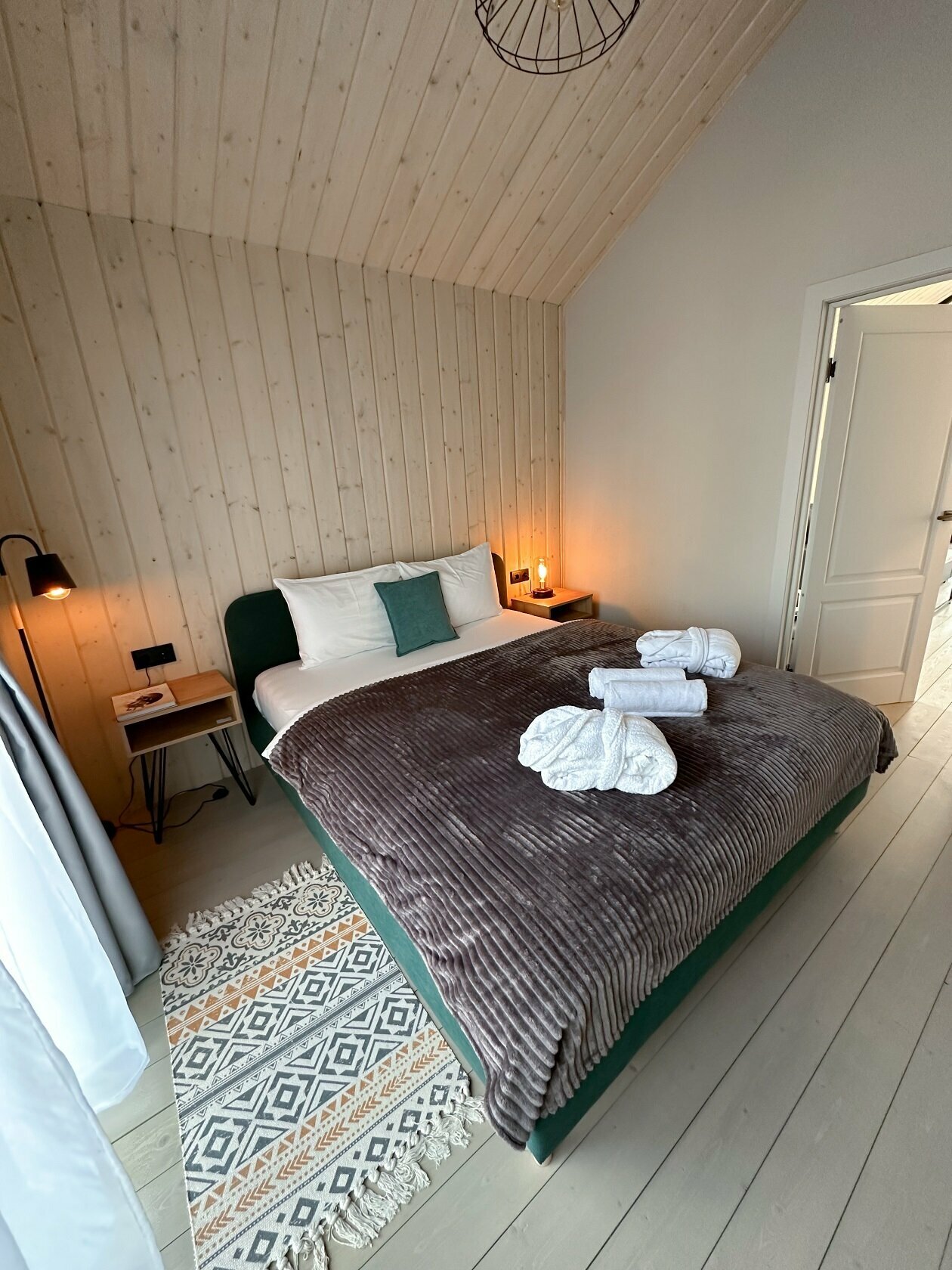 Коттедж с видом на лес