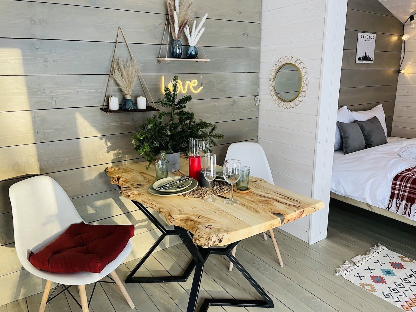 Коттедж с видом на лес