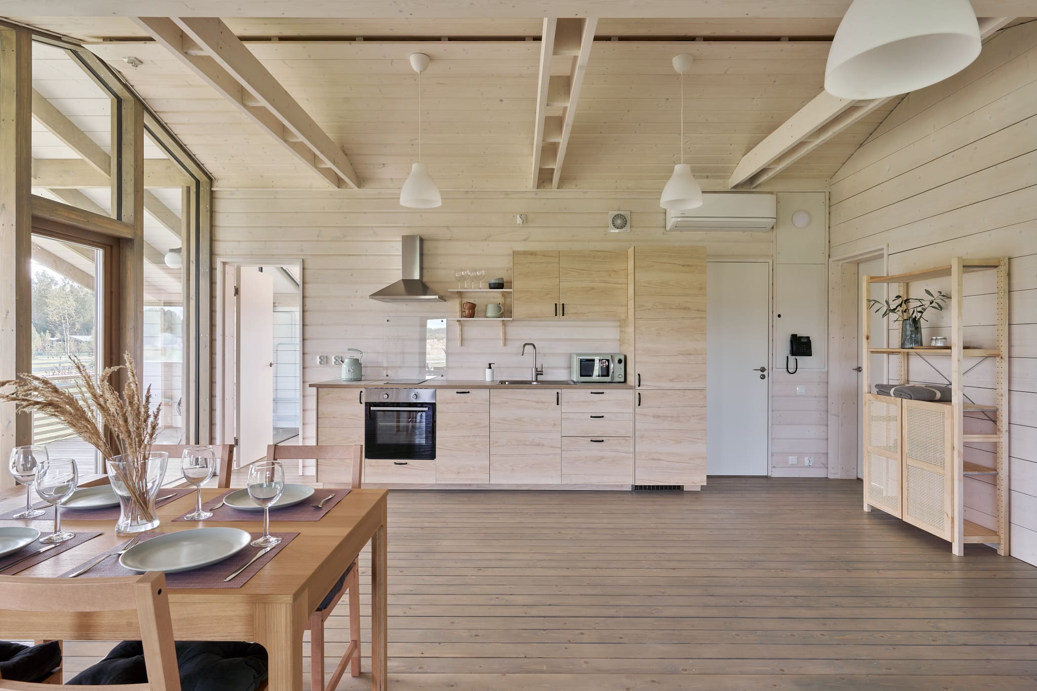 Коттедж с видом на лес