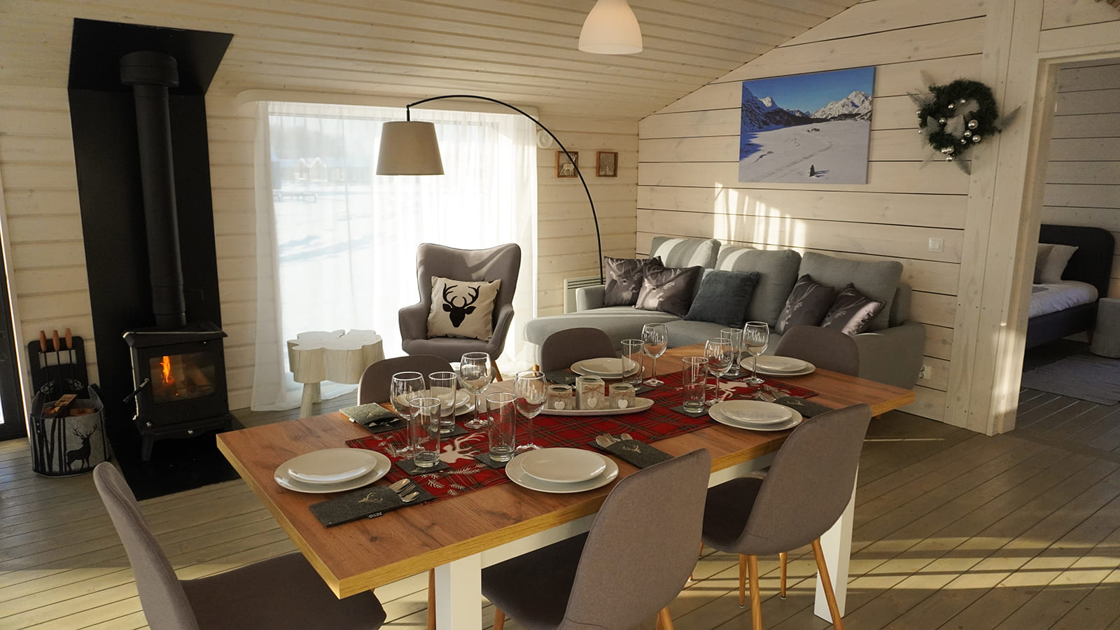 Коттедж с видом на лес