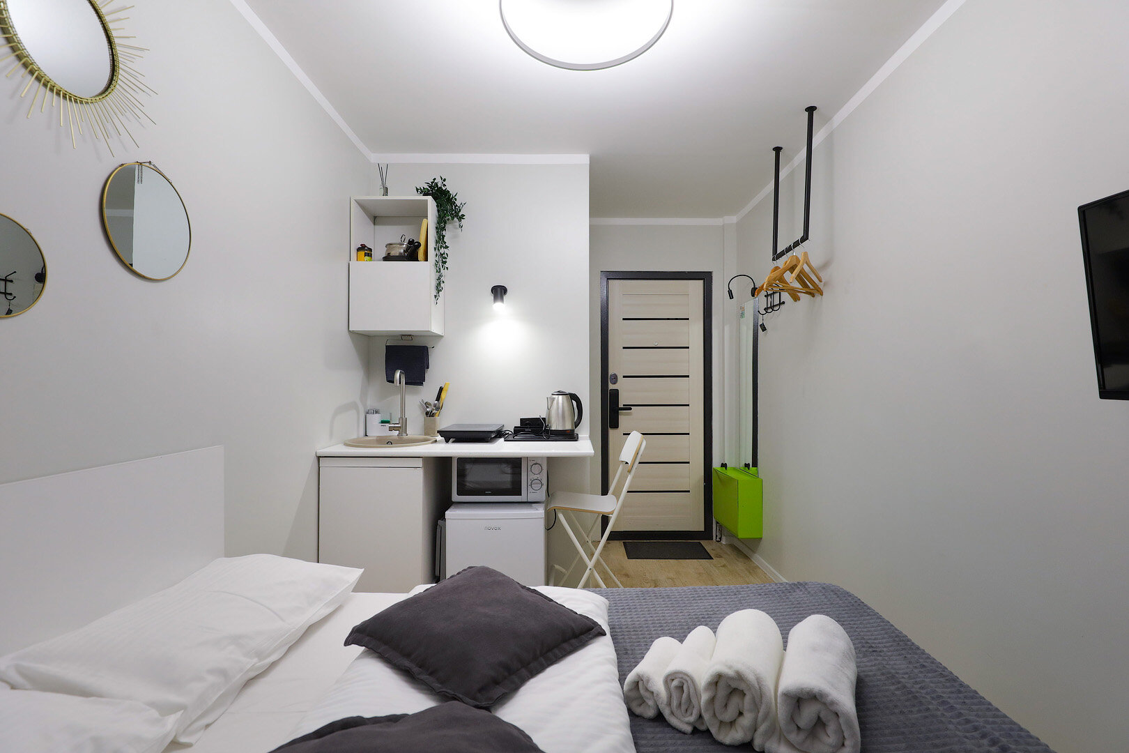 Небольшой двухместный номер с 1 кроватью