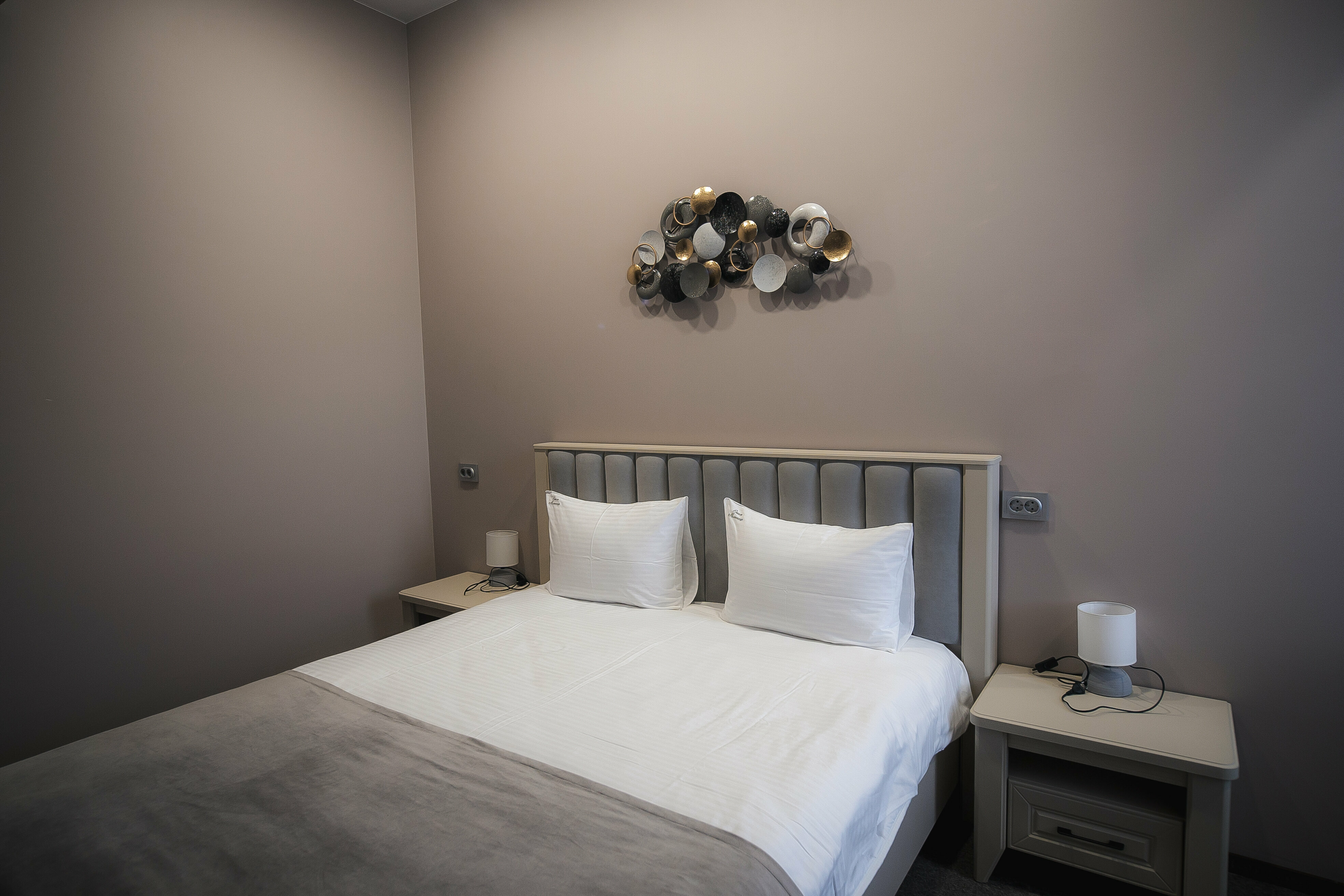 Семейный двухкомнатный номер с балконом