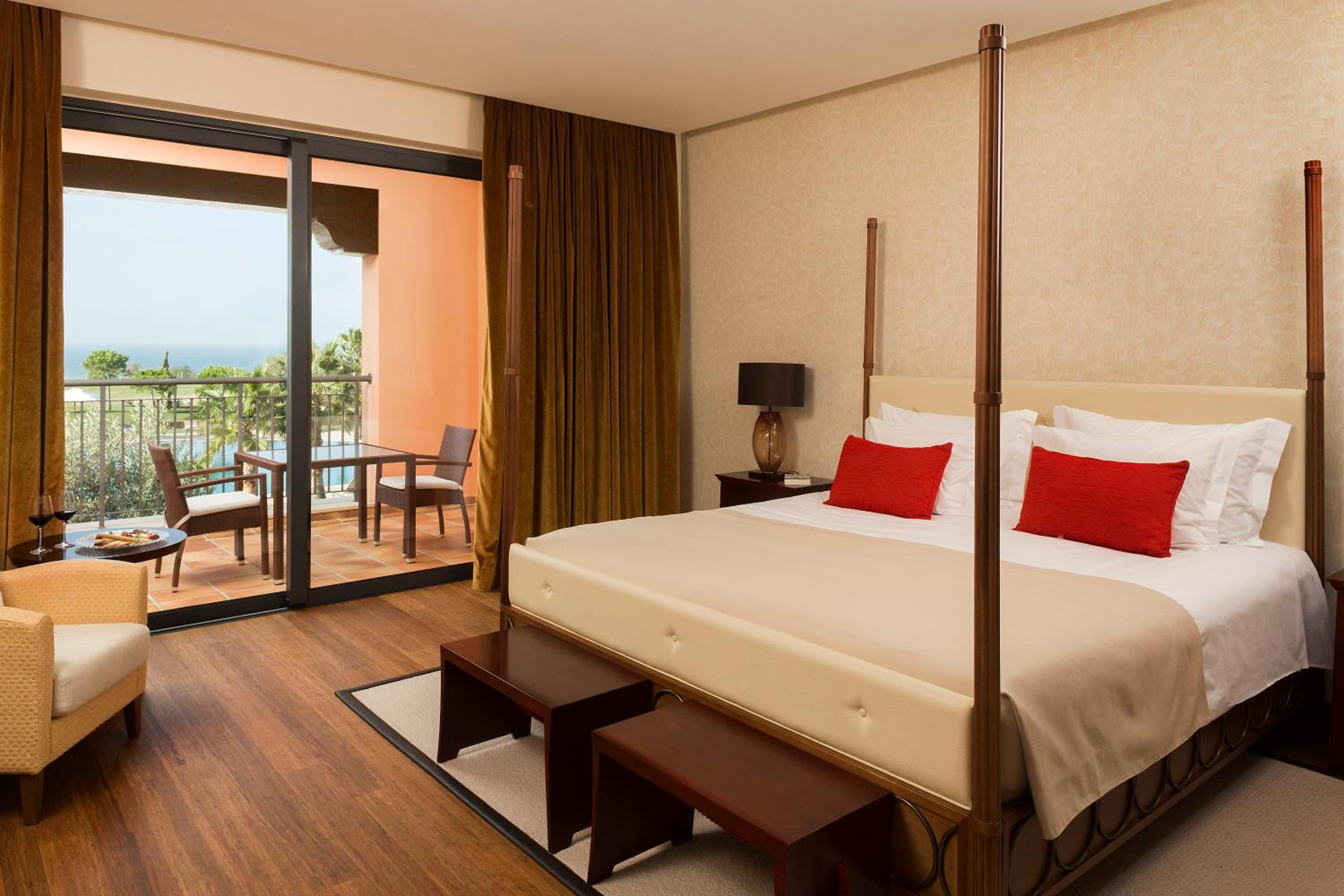 Double Room with Pool View