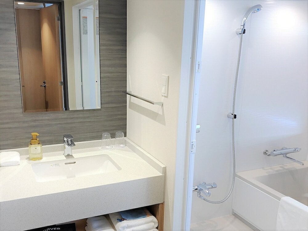 Moderate Twin Non Smoking