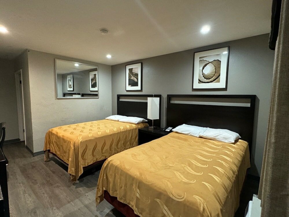 Standard Room, 2 Double Beds, Non Smoking