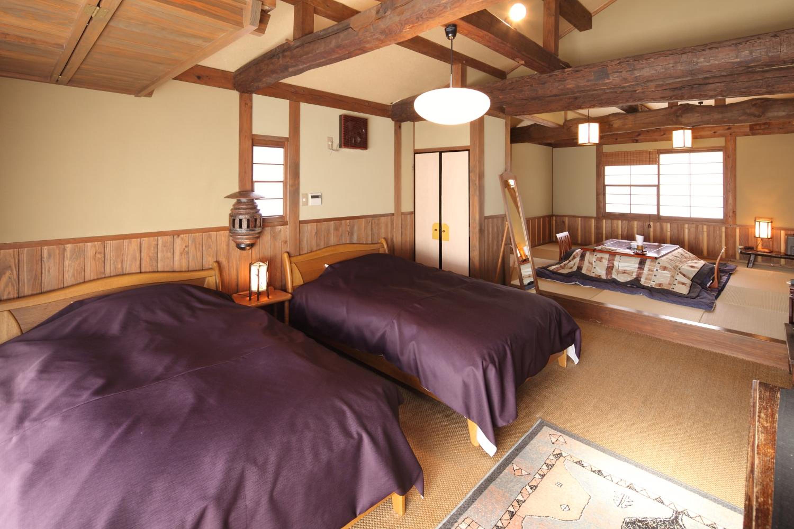 Twin Room with Tatami Area and Shared Bathroom - Adult Only