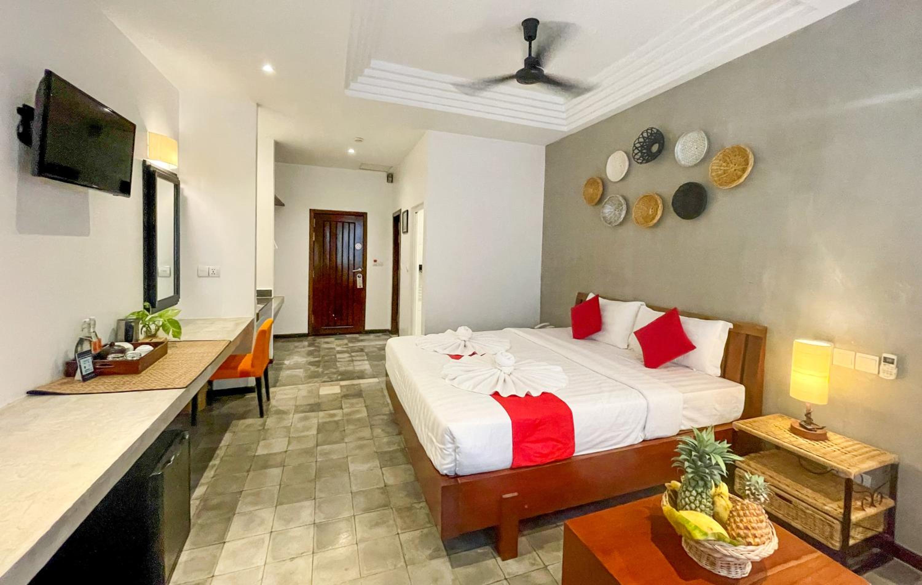 Cabana Double With Balcony - Free Pick Up