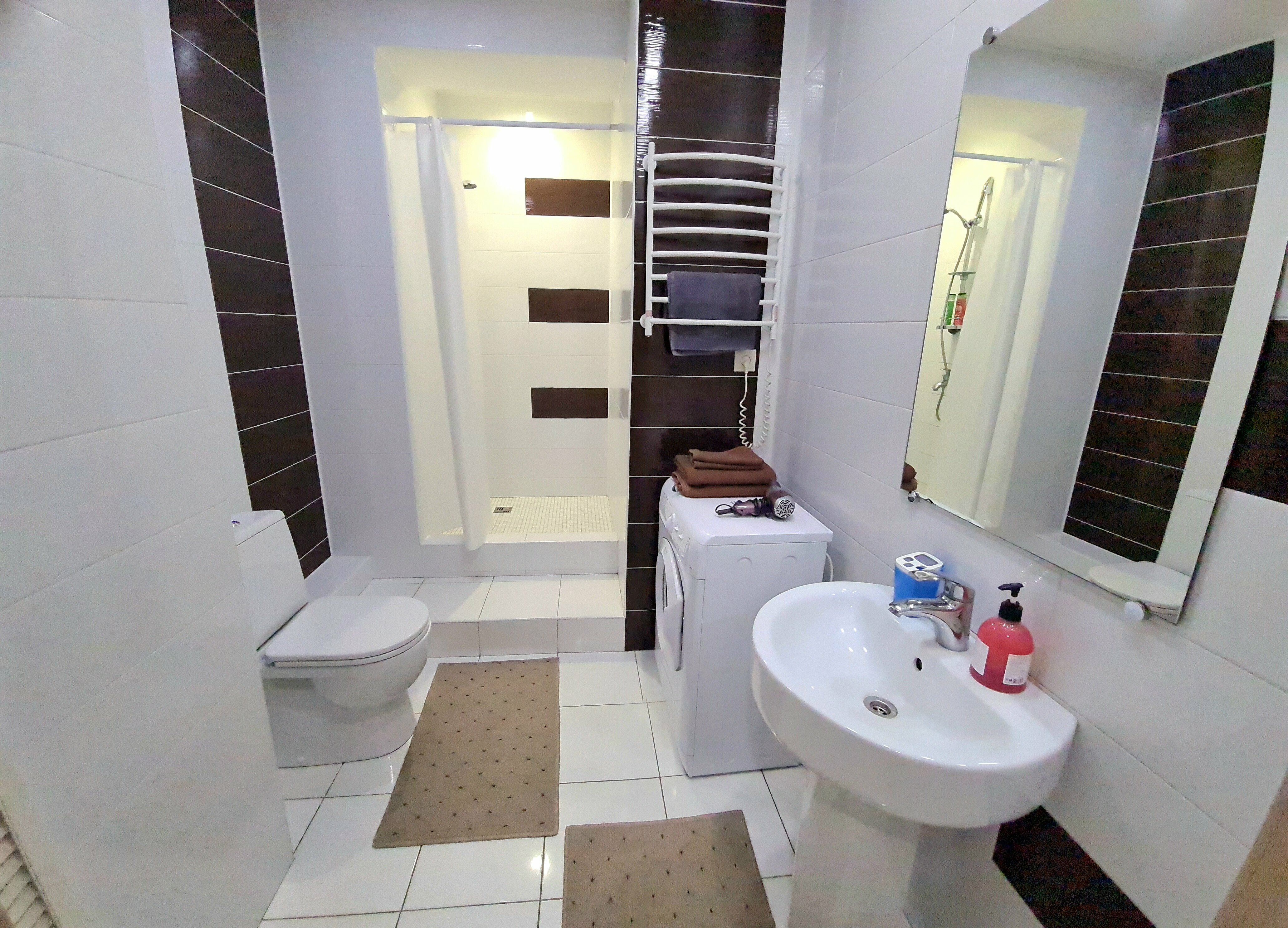 Superior "Коричневый" с  балконом с двуспальной кроватью, креслом и мини-кухней