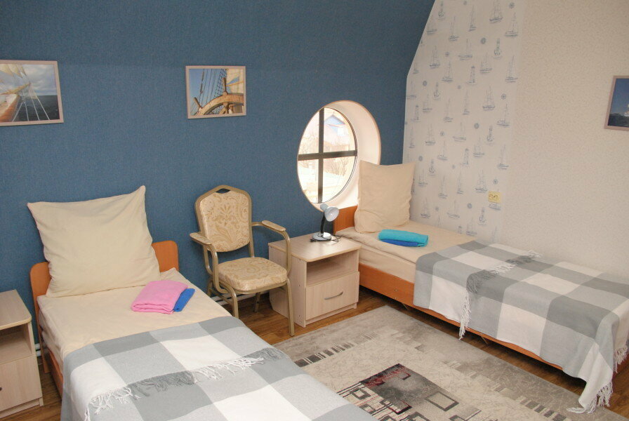 Двухместный номер с 2 отдельными кроватями и балконом