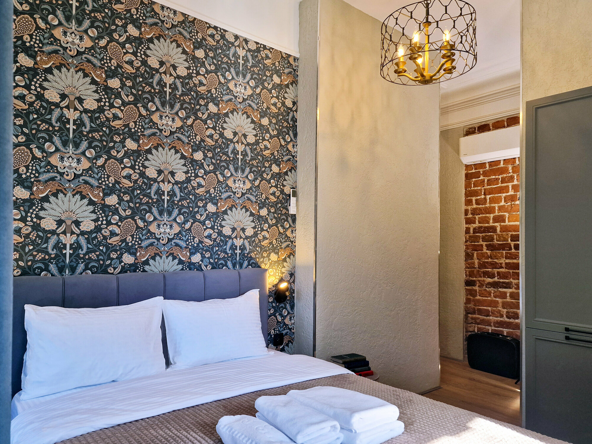 Однокомнатные апартаменты люкс с видом на гаргулей