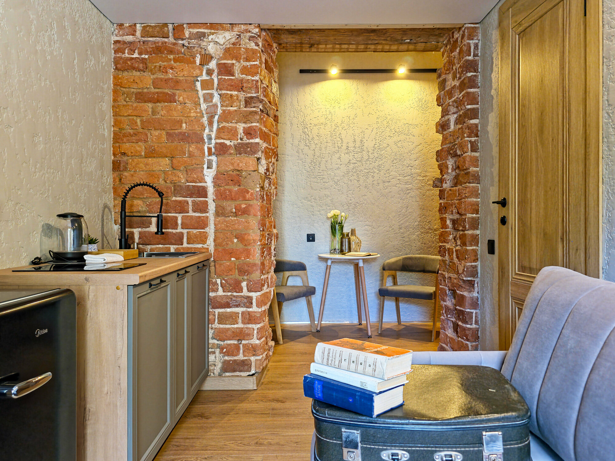 Двухкомнатный люкс с видом во двор